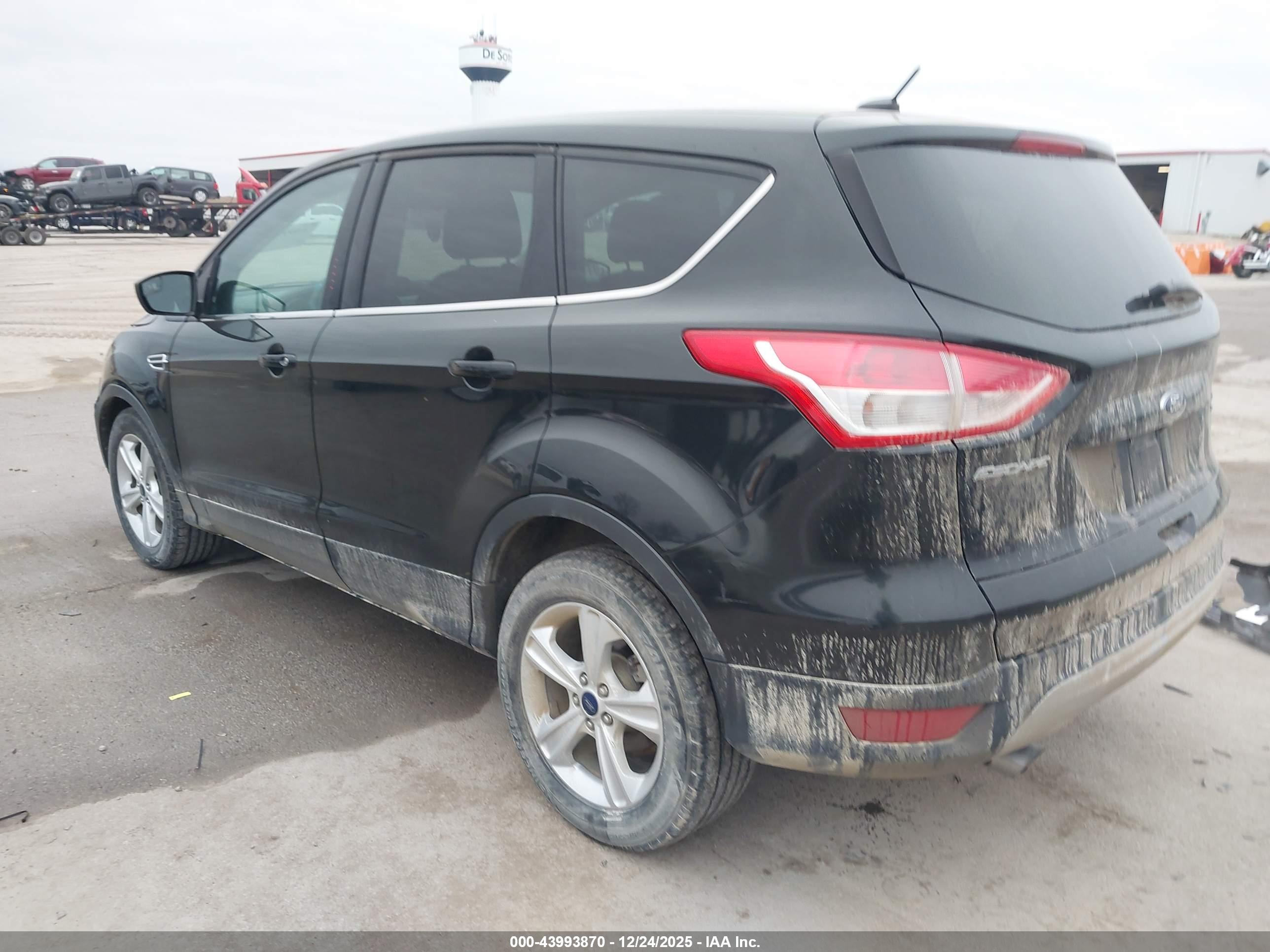 FORD ESCAPE image 3