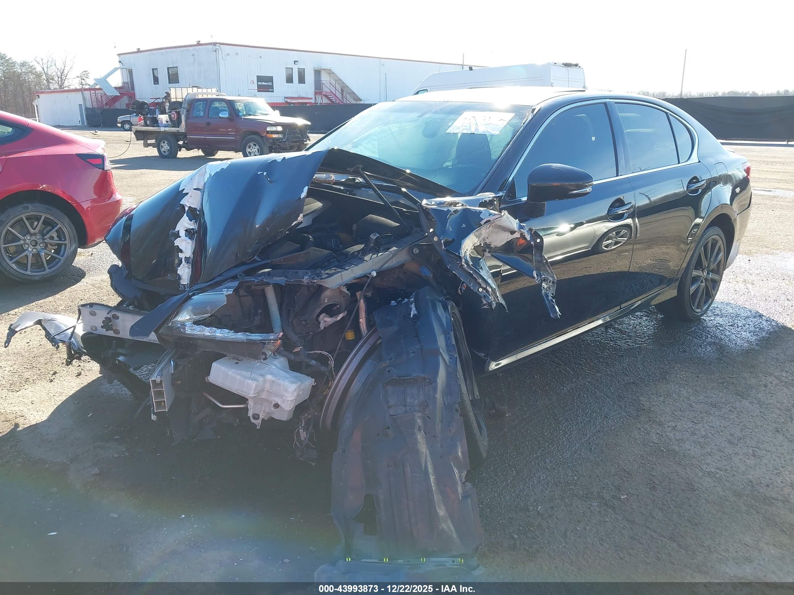 LEXUS GS image 2
