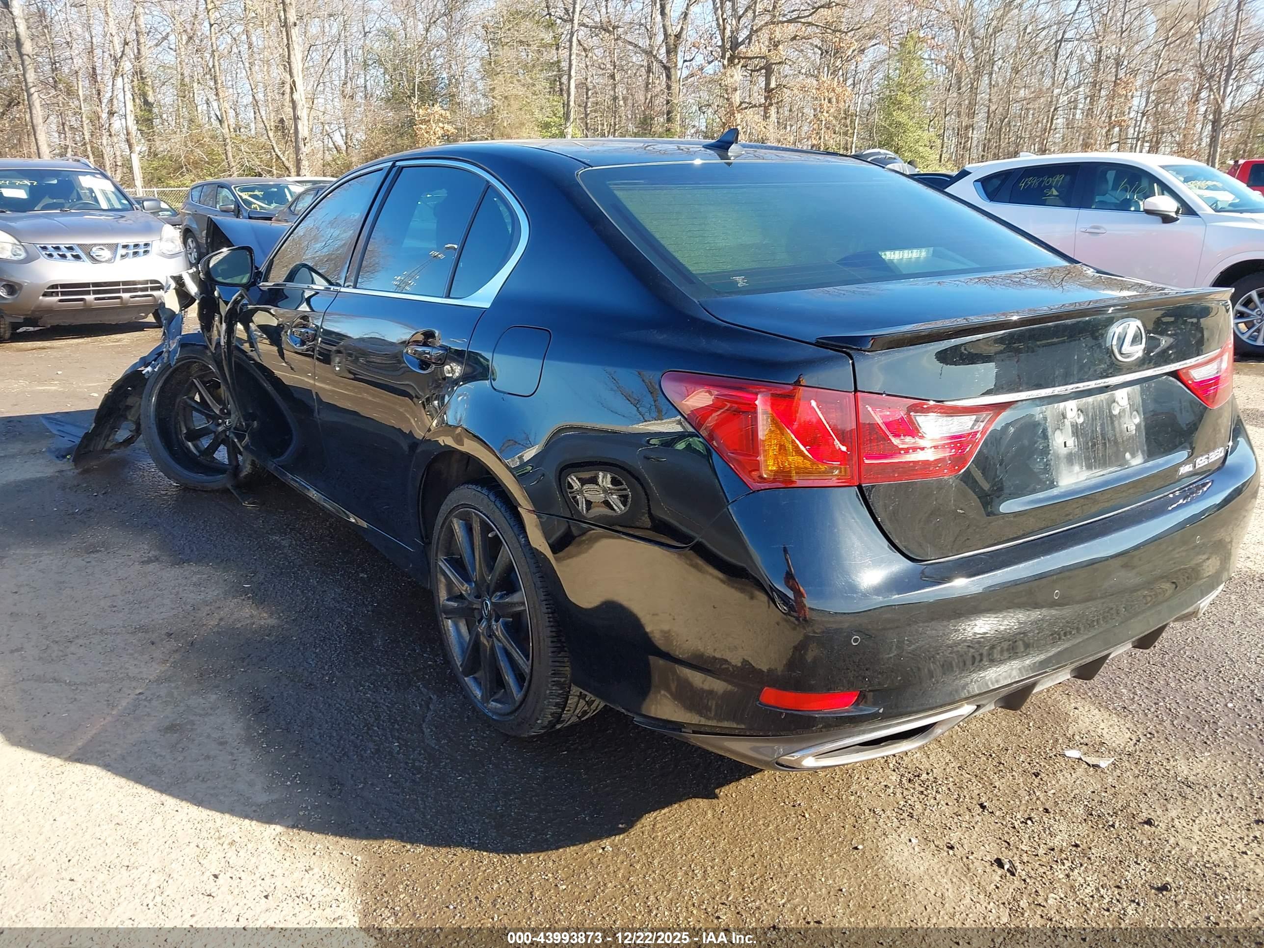 LEXUS GS image 3