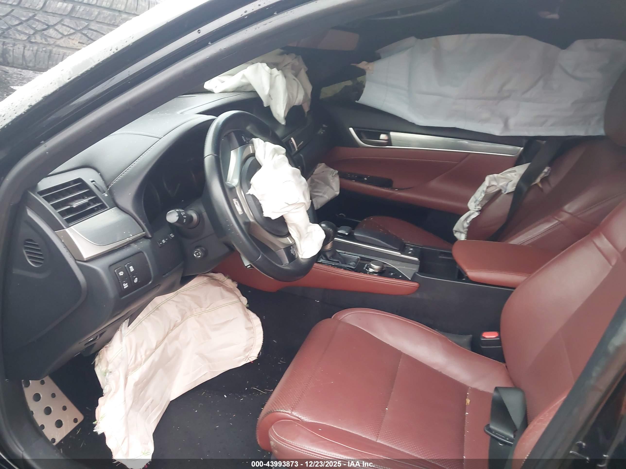 LEXUS GS image 5