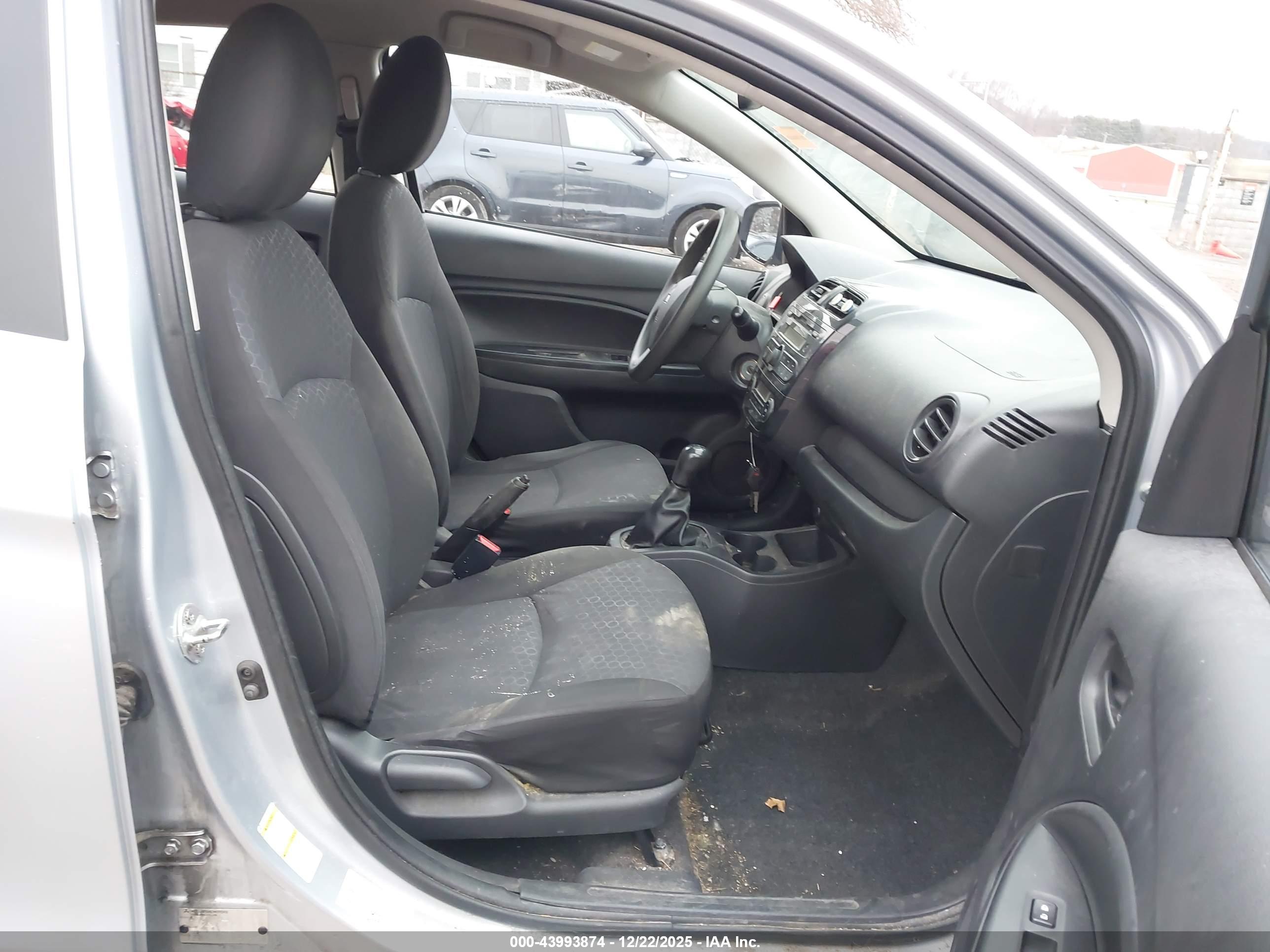 MITSUBISHI MIRAGE image 5