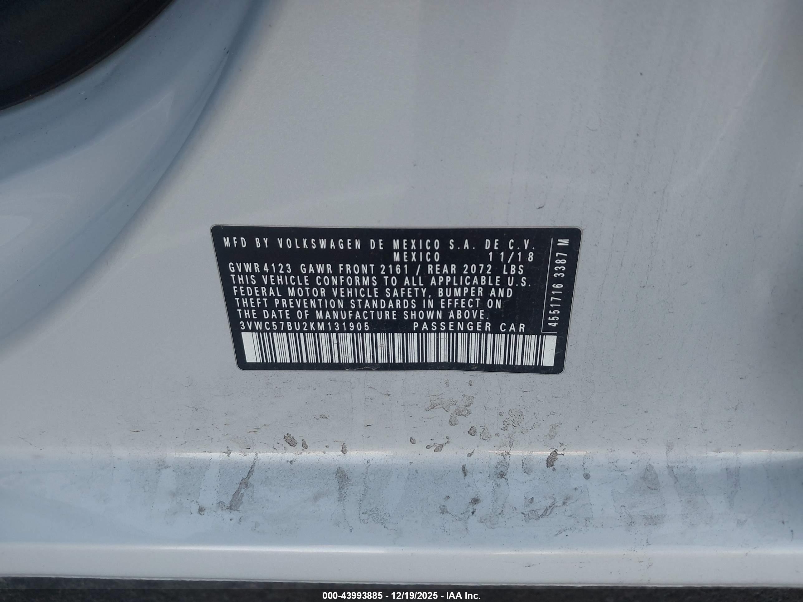 VOLKSWAGEN JETTA image 9