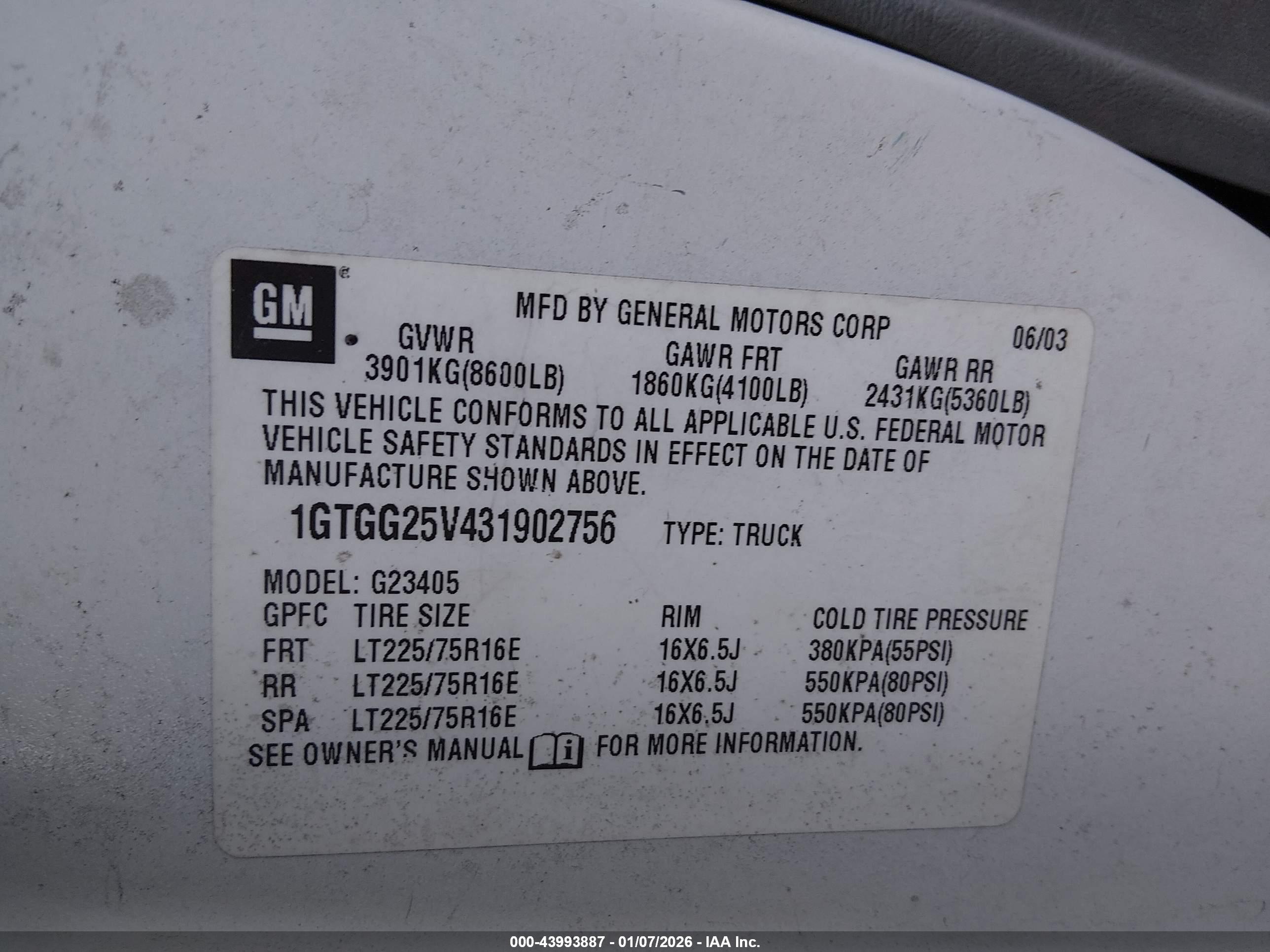 GMC SAVANA image 9