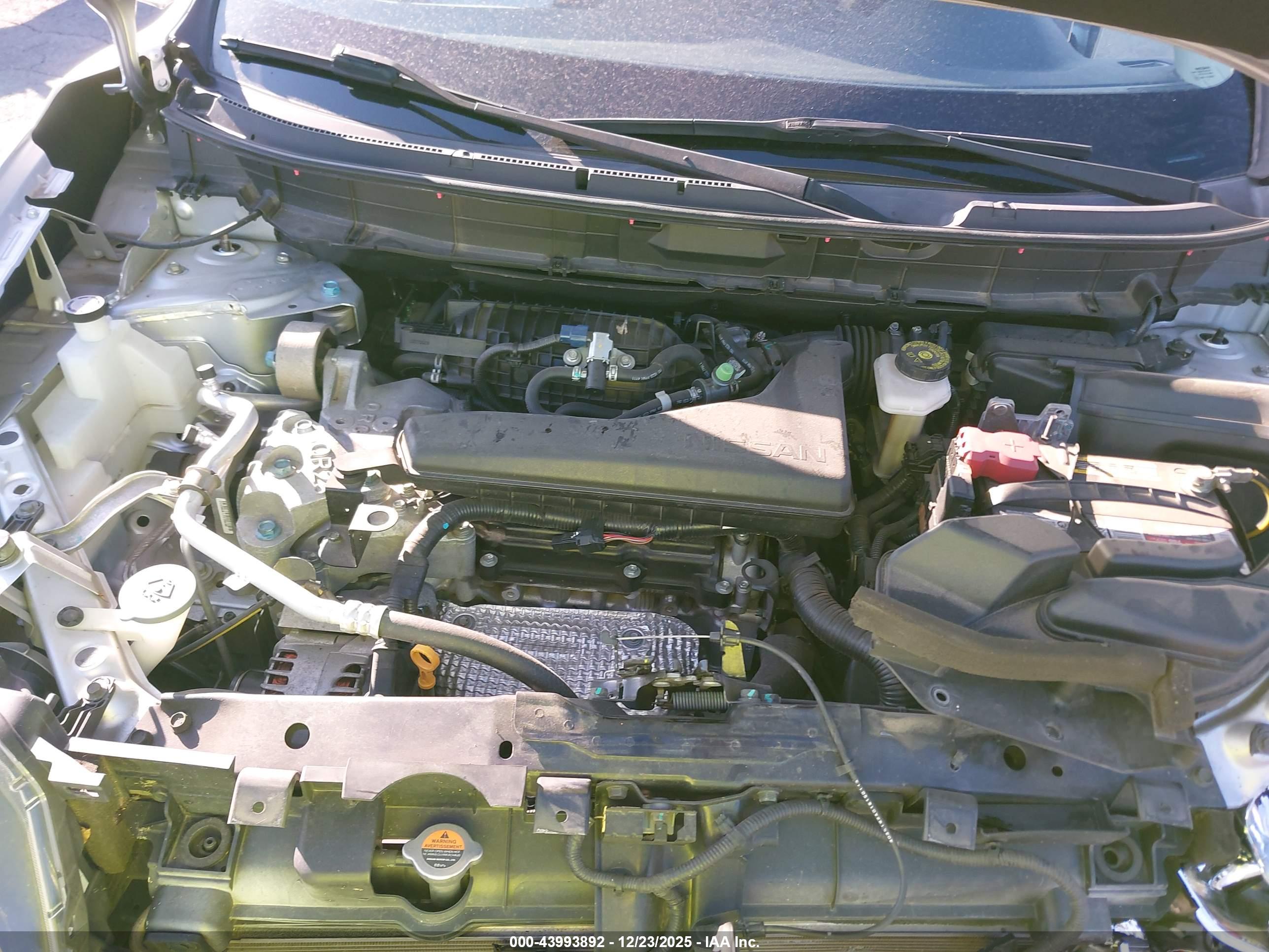 NISSAN ROGUE image 10