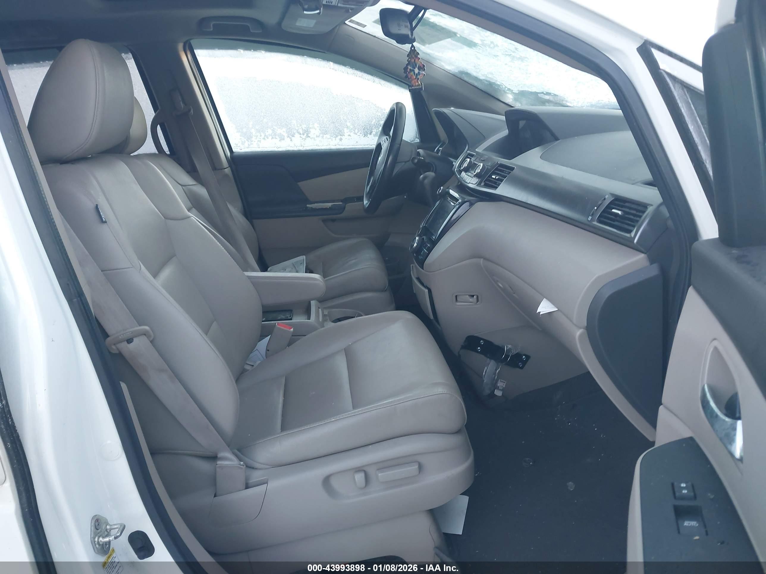 HONDA ODYSSEY image 5