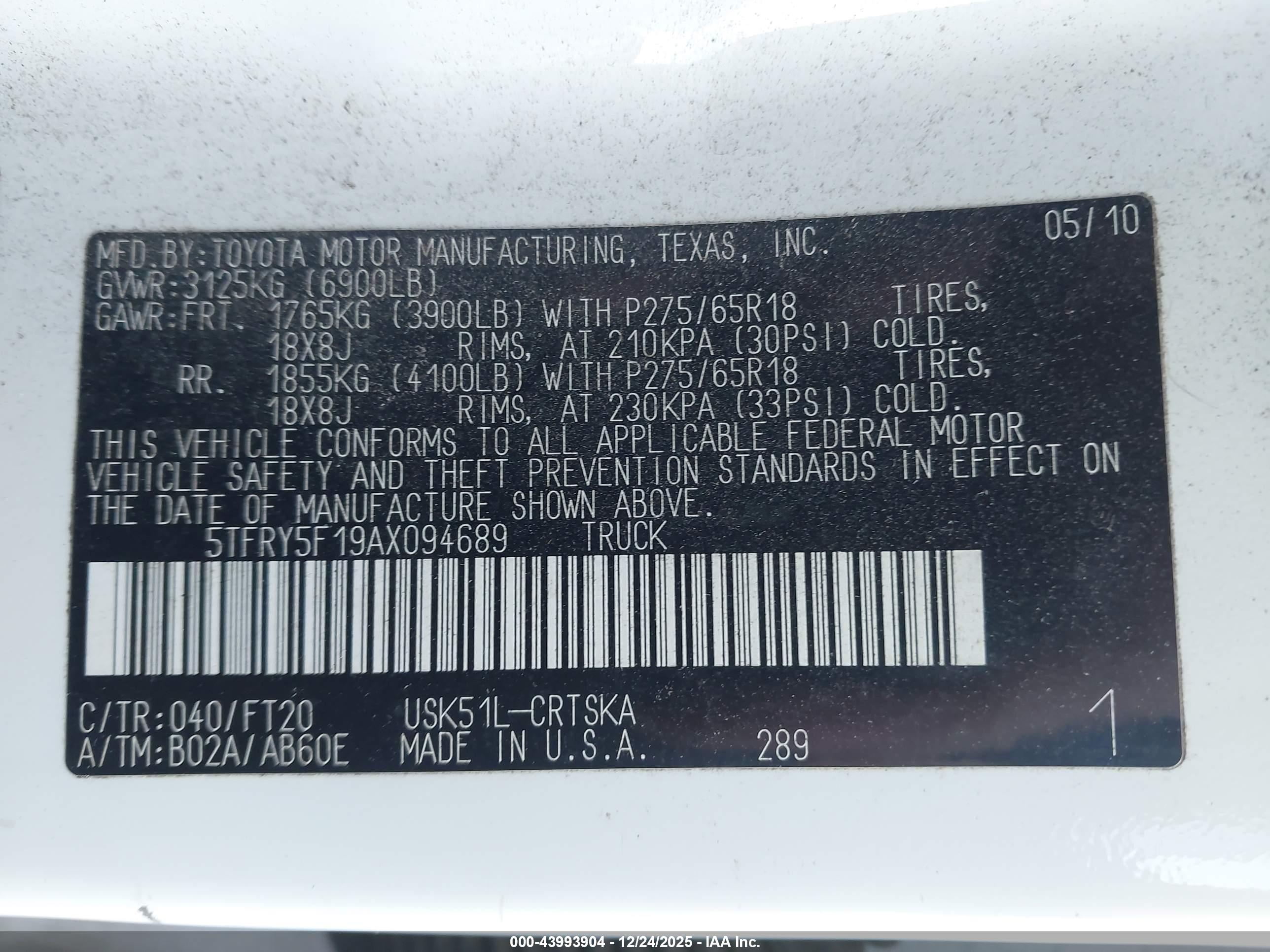 TOYOTA TUNDRA image 9