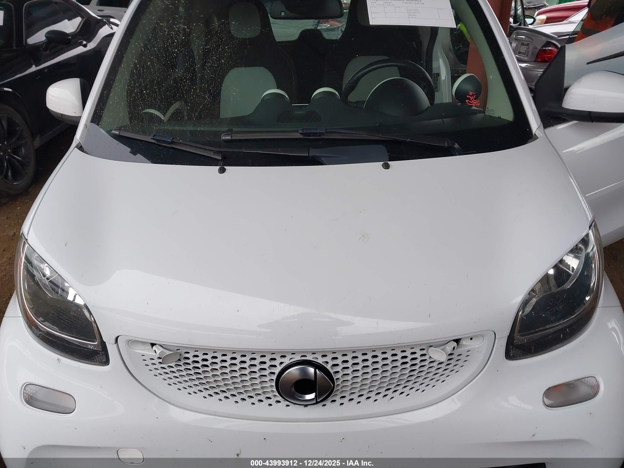 SMART FORTWO image 10
