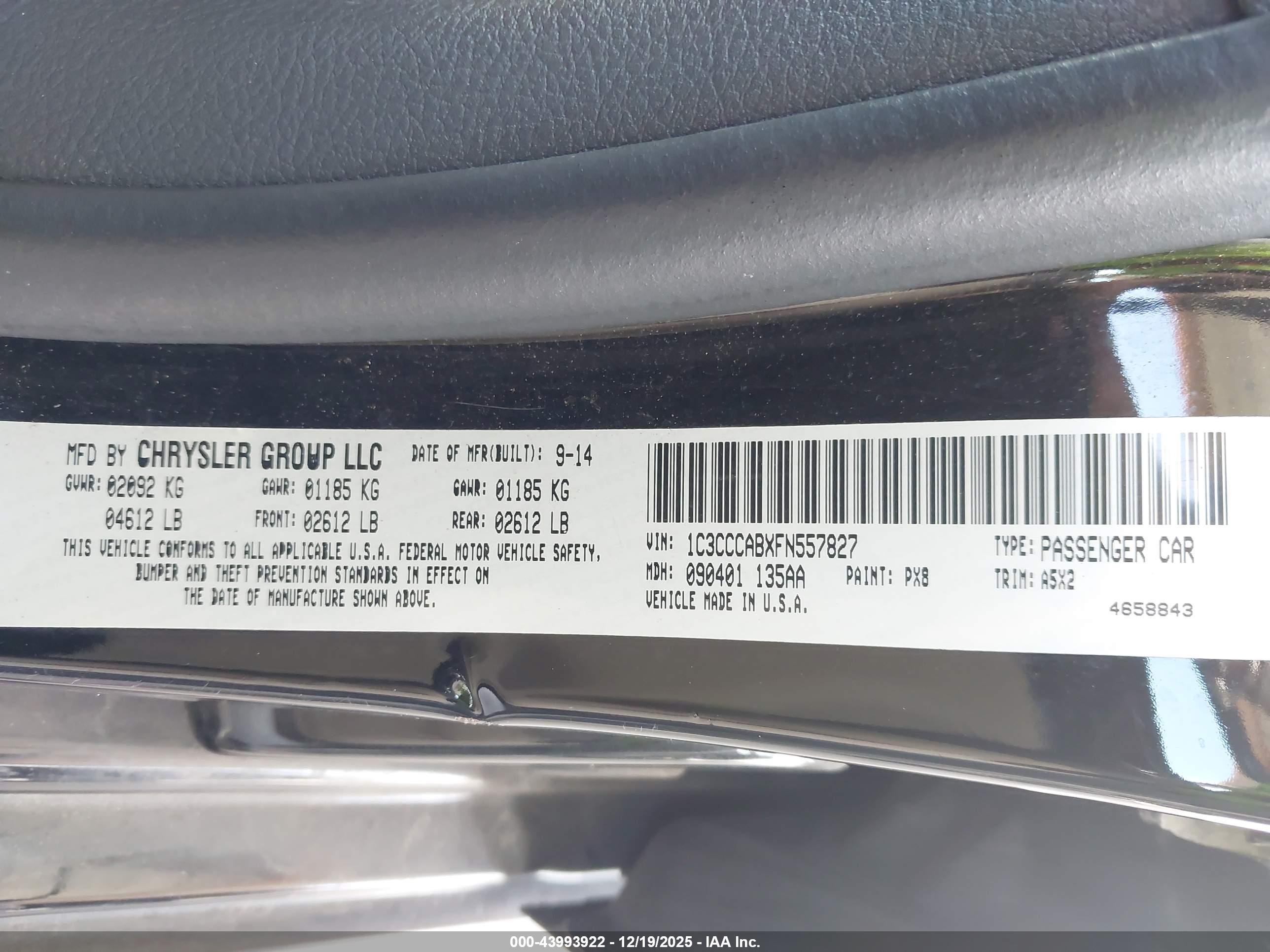 CHRYSLER 200 image 9