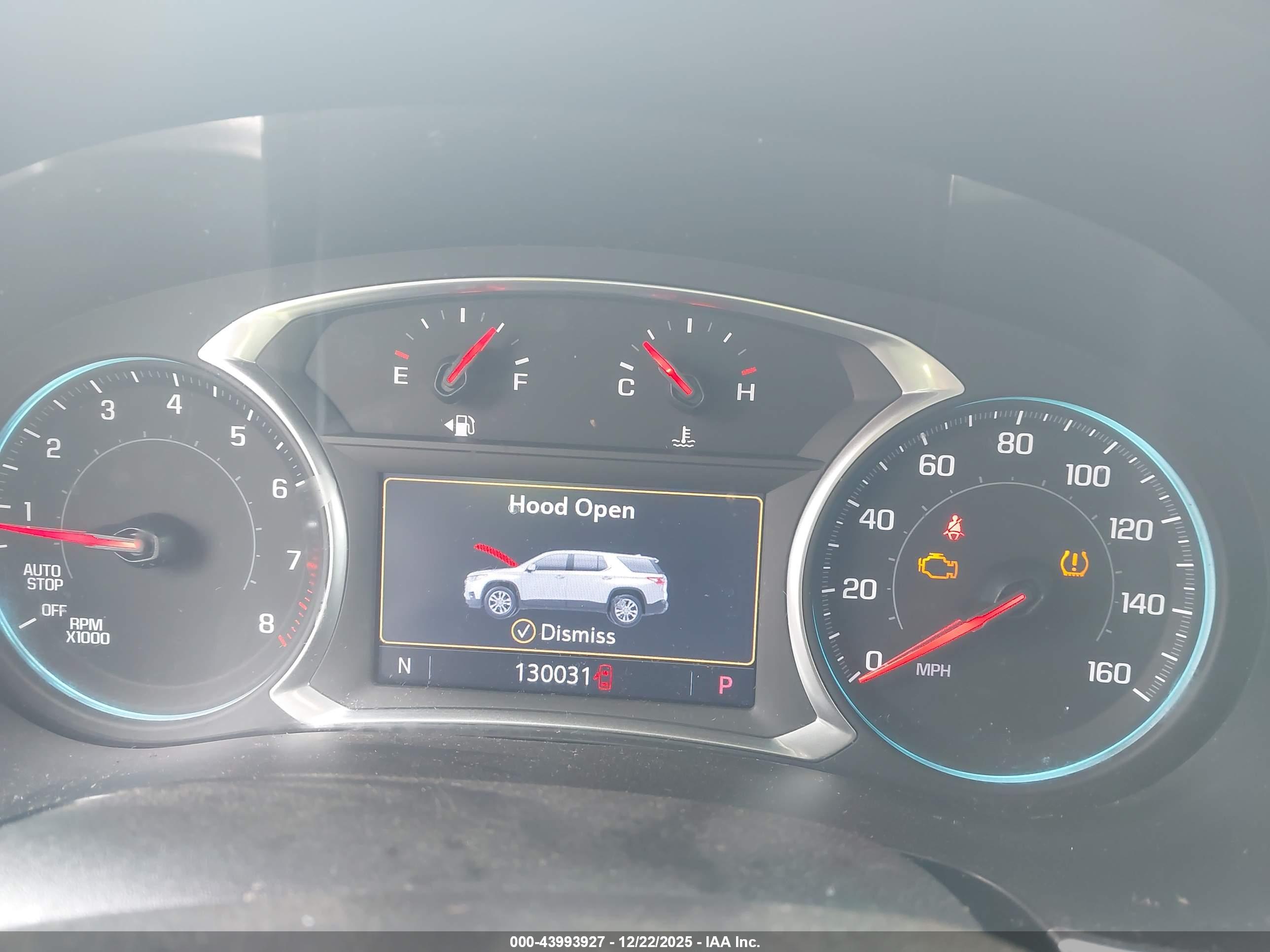 CHEVROLET TRAVERSE image 7