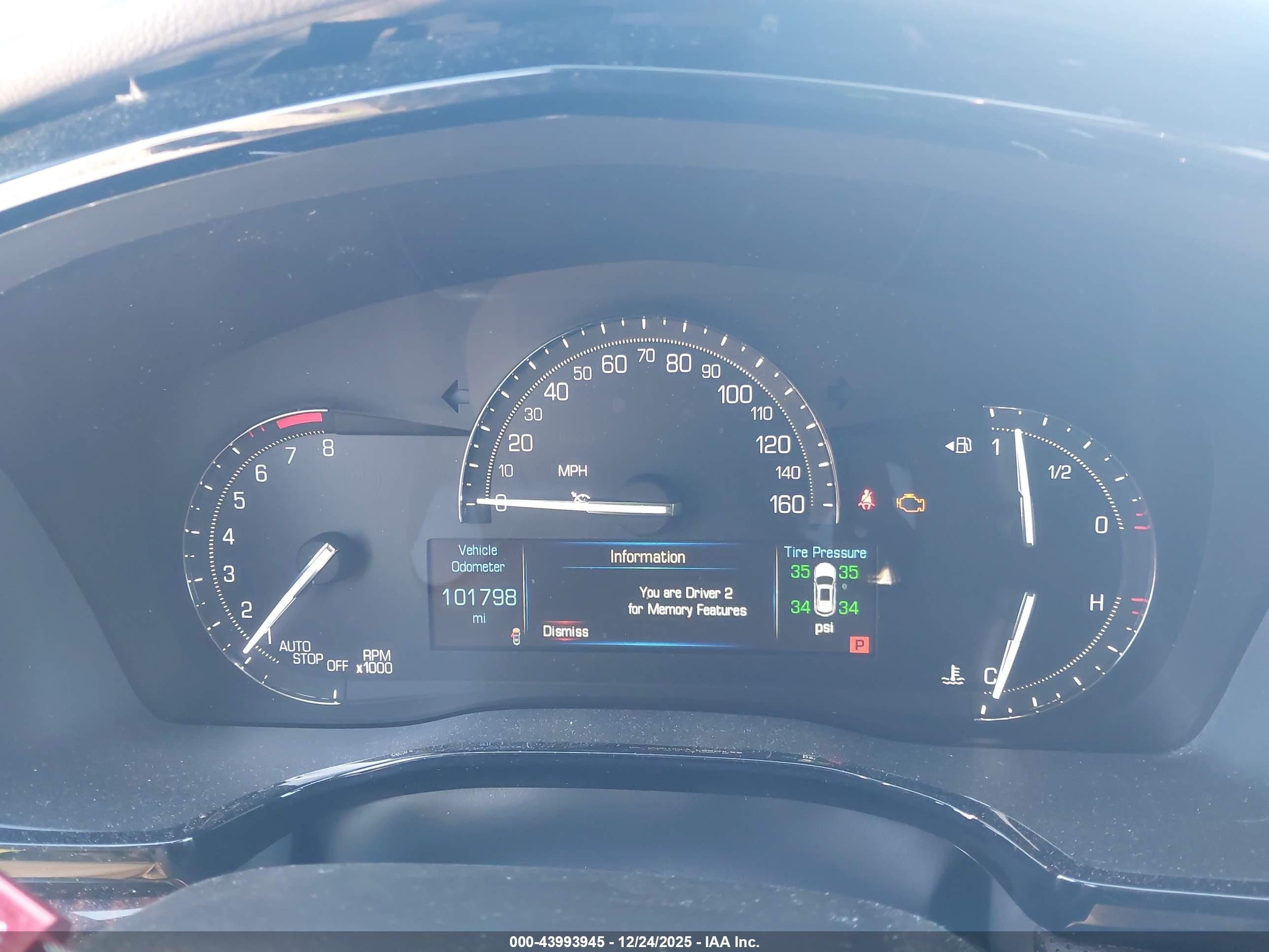 CADILLAC XT5 image 7