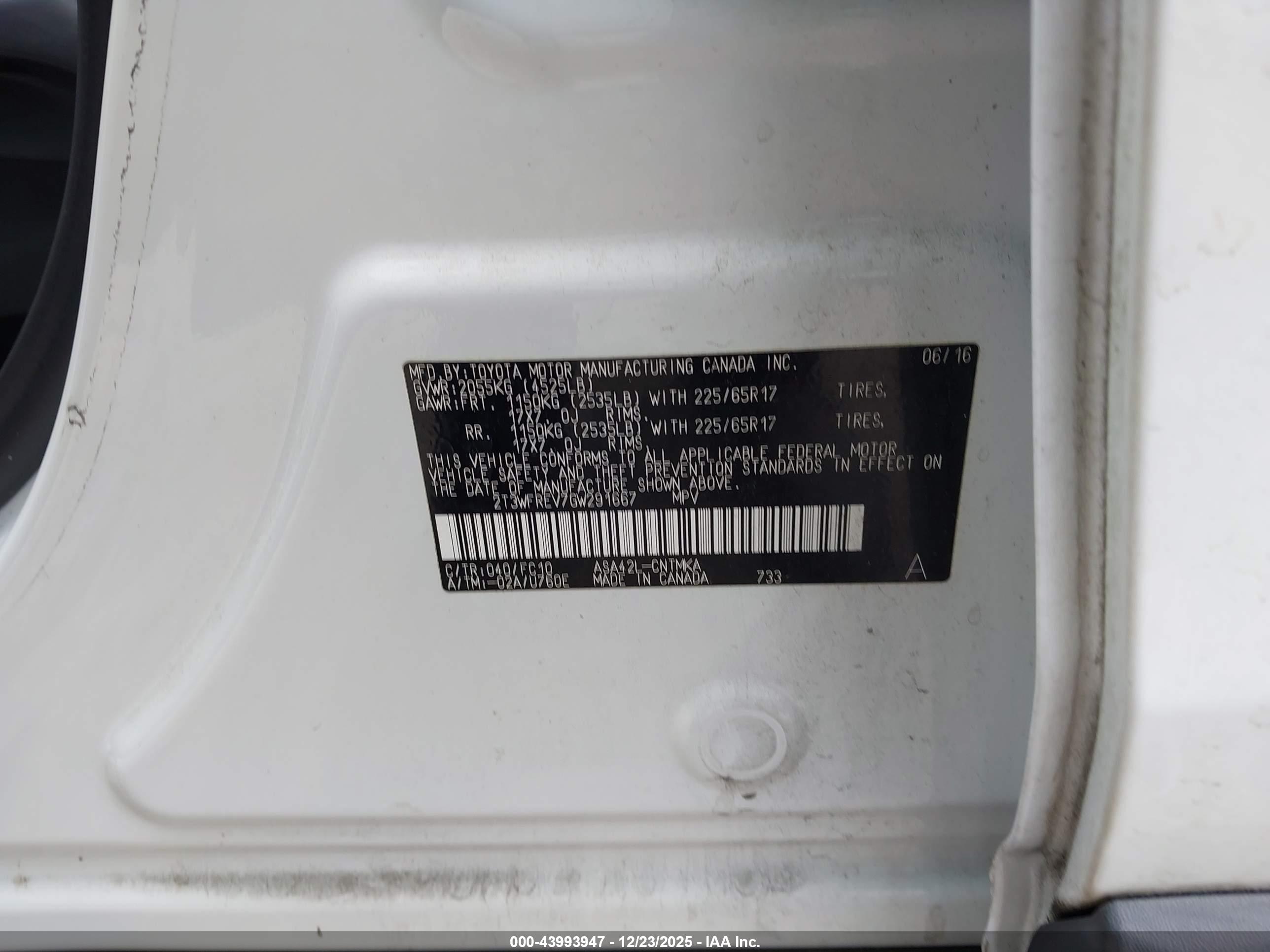 TOYOTA RAV4 image 9