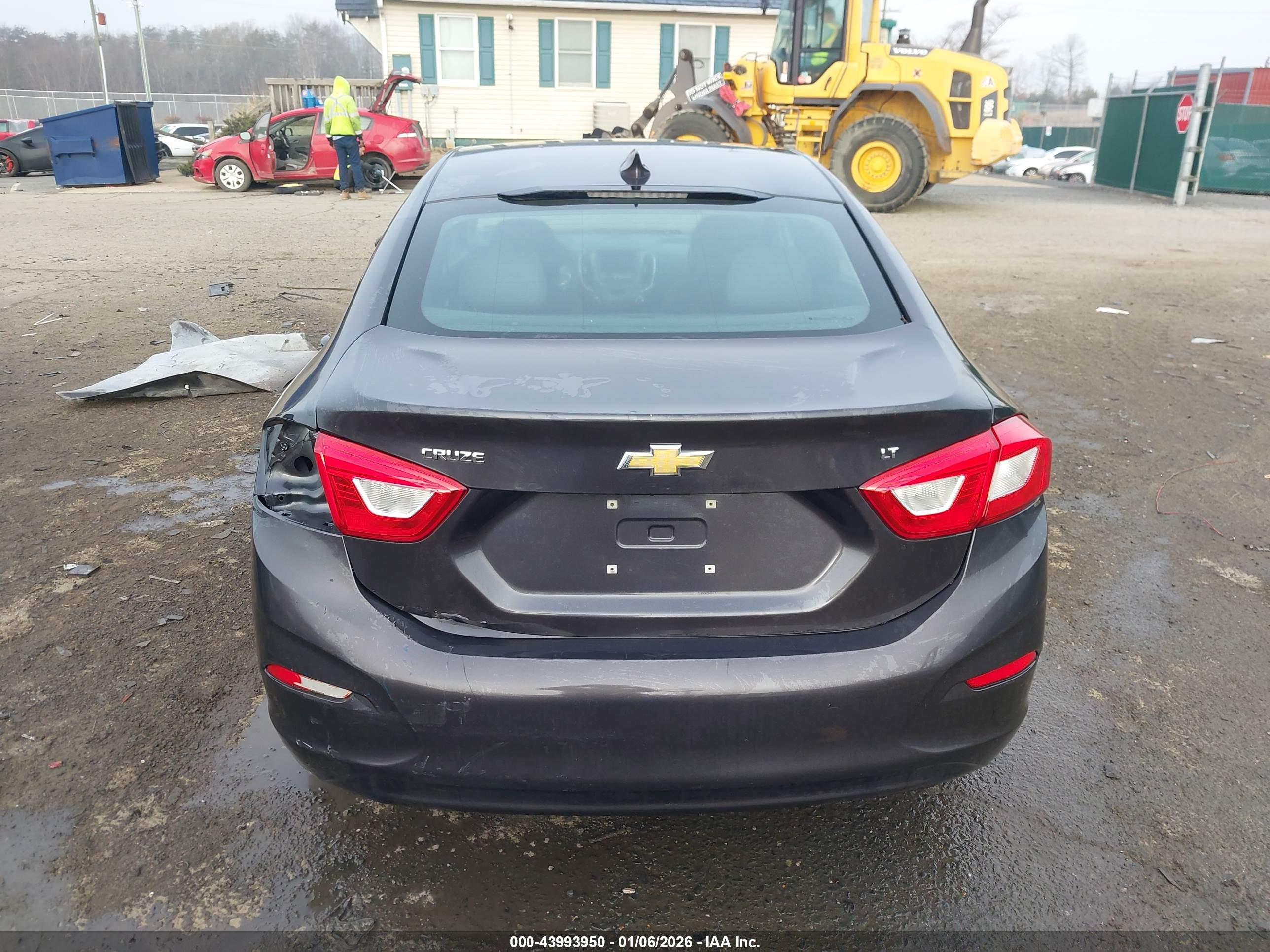 CHEVROLET CRUZE image 6