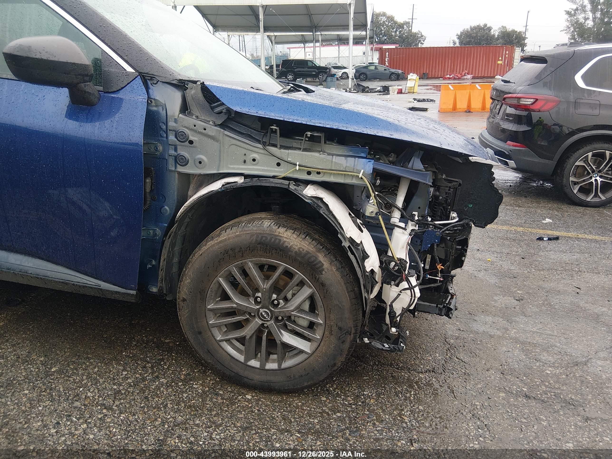 NISSAN ROGUE image 6