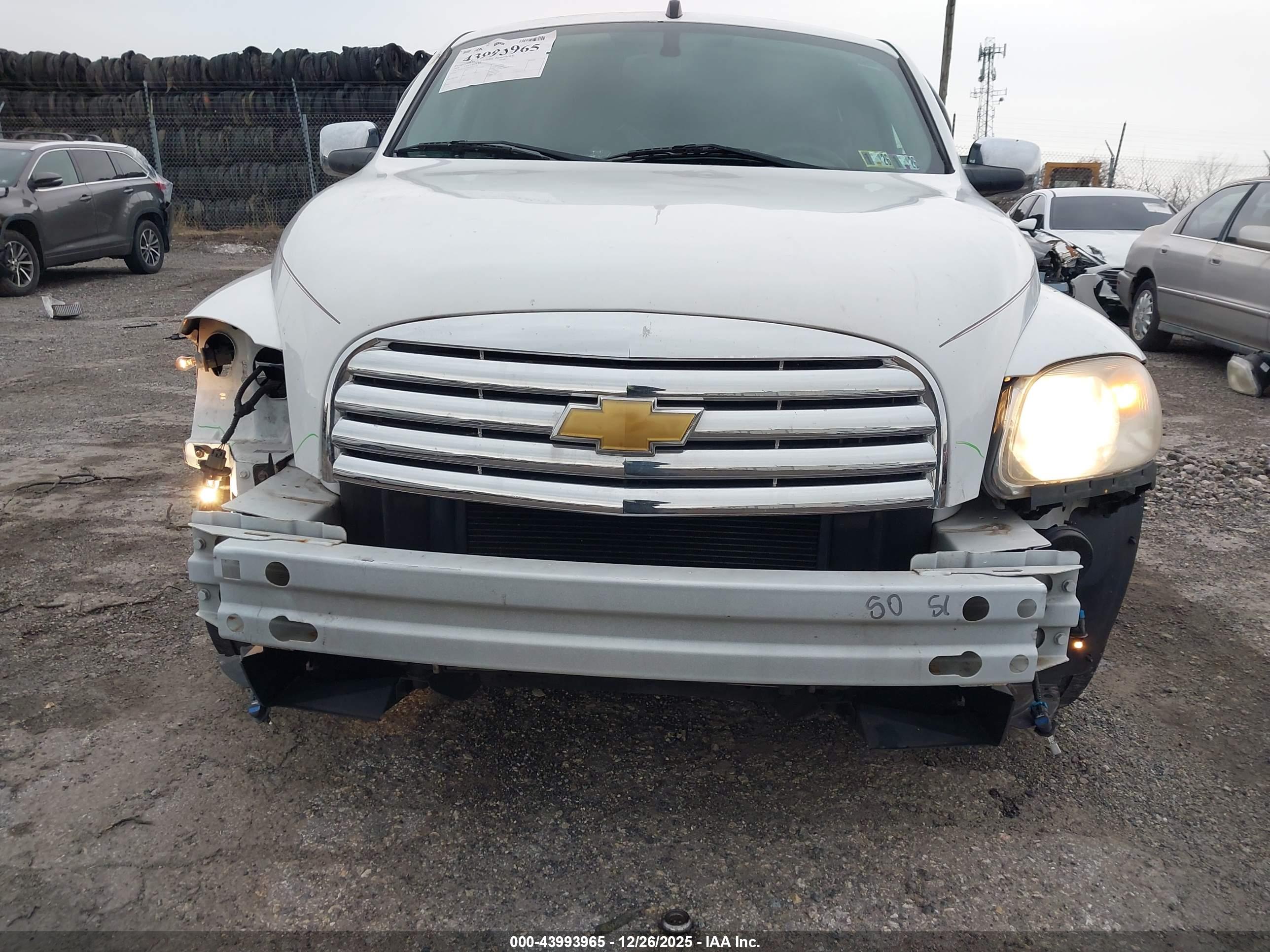 CHEVROLET HHR image 6