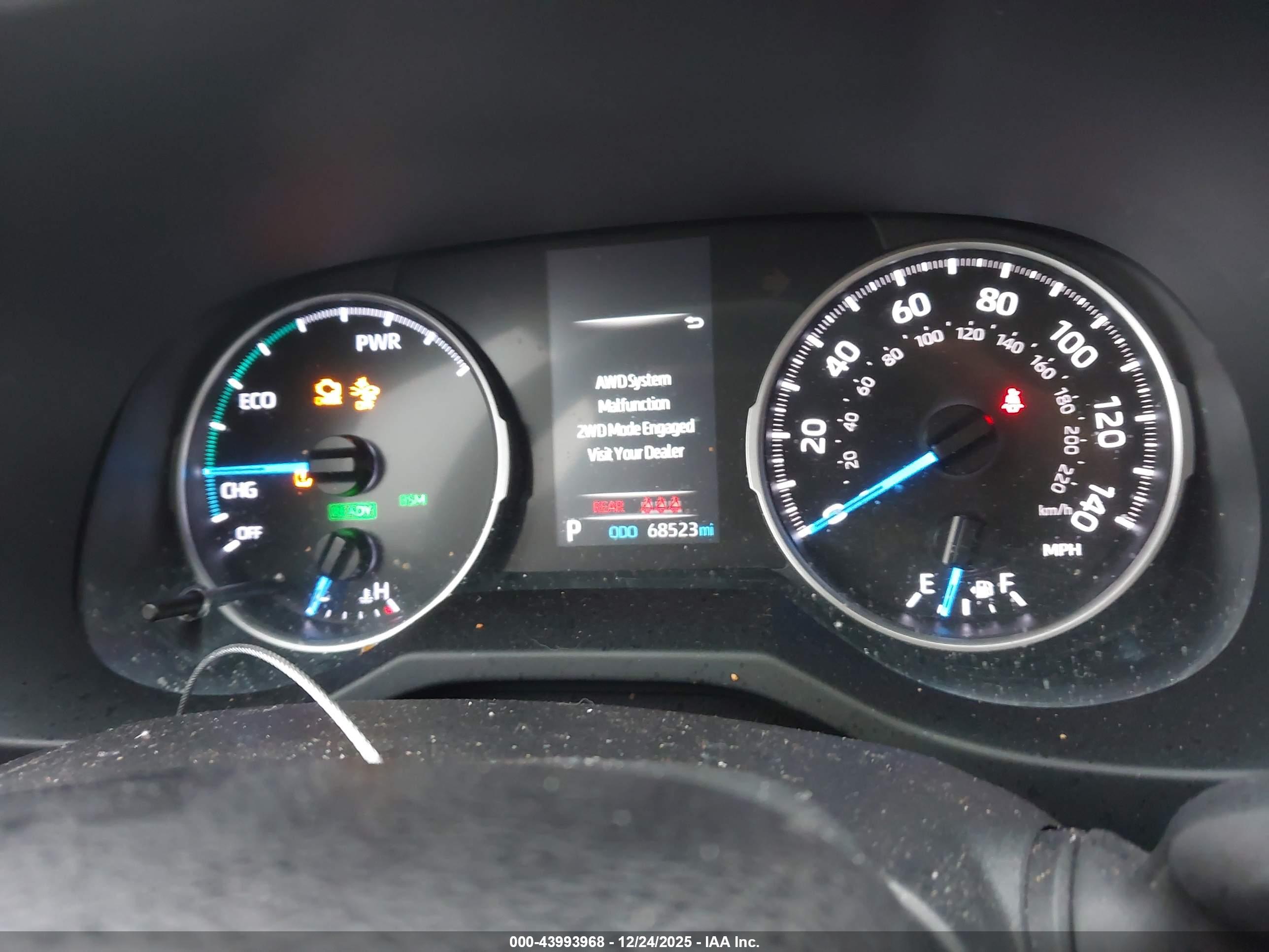 TOYOTA RAV4 image 7