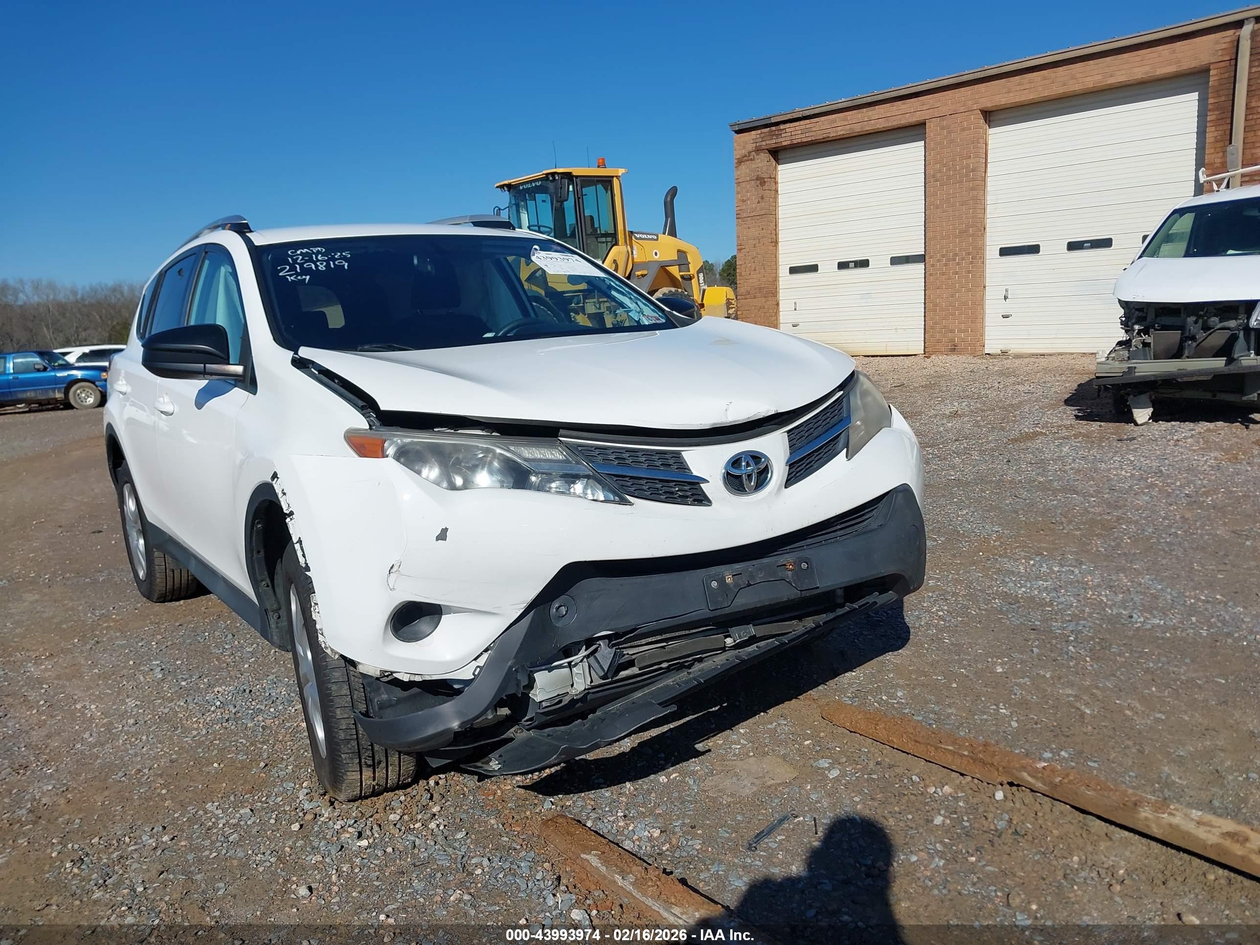 TOYOTA RAV4 image 6