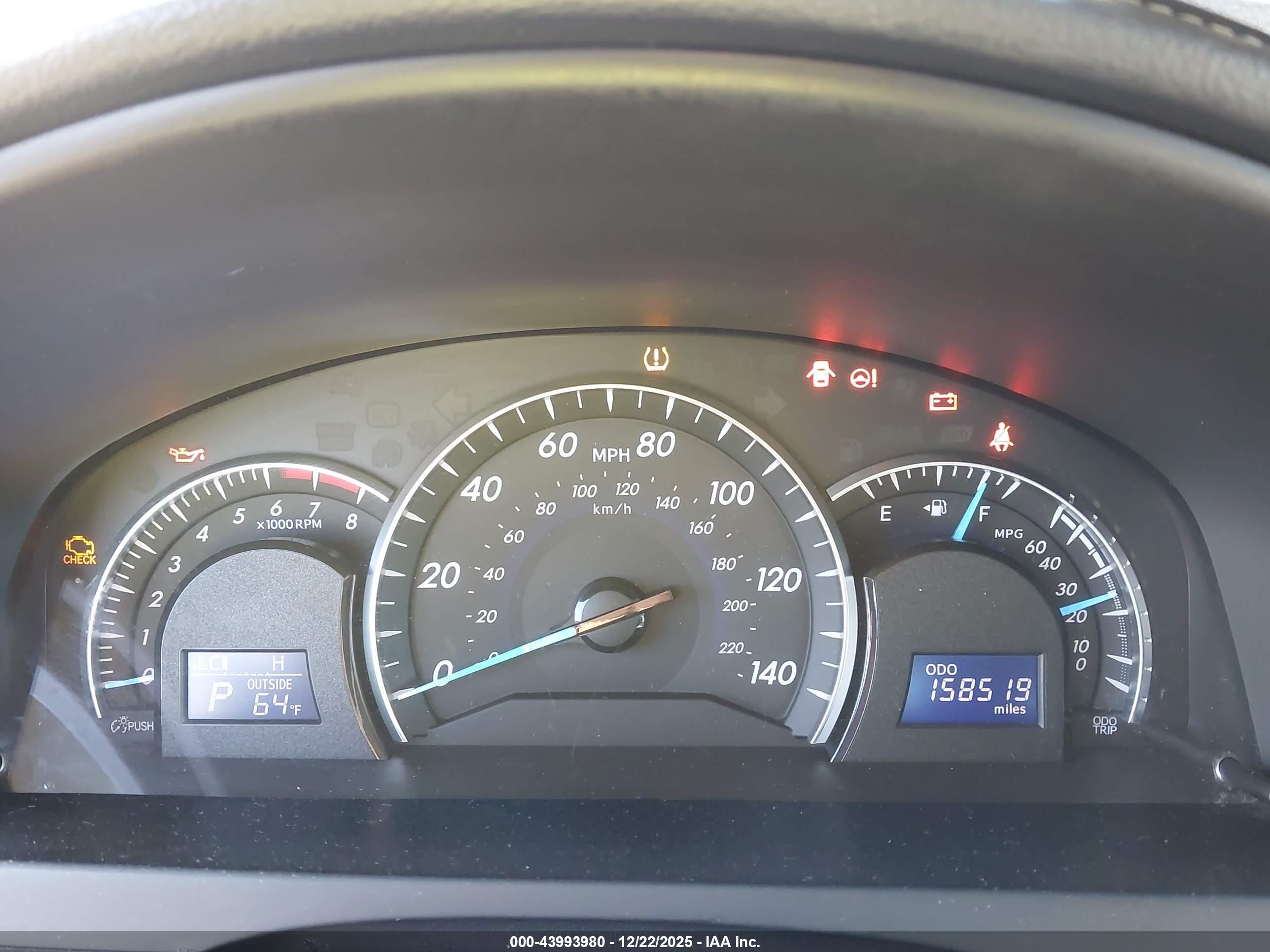 TOYOTA CAMRY image 7