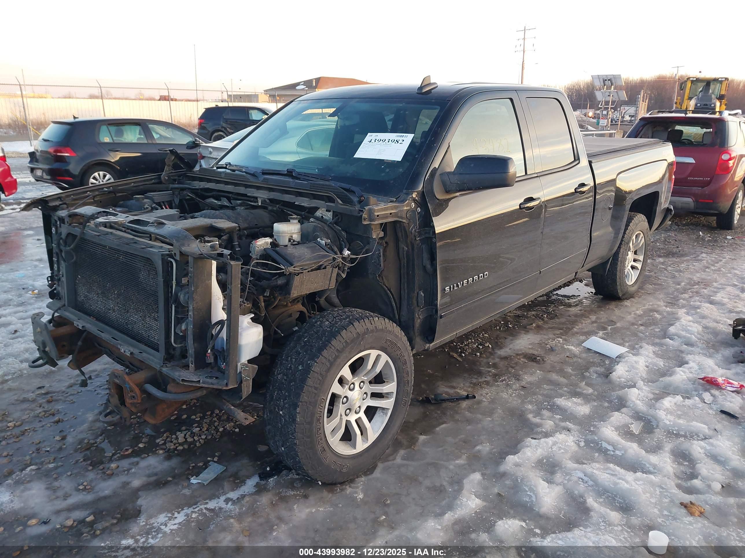 CHEVROLET SILVERADO image 2