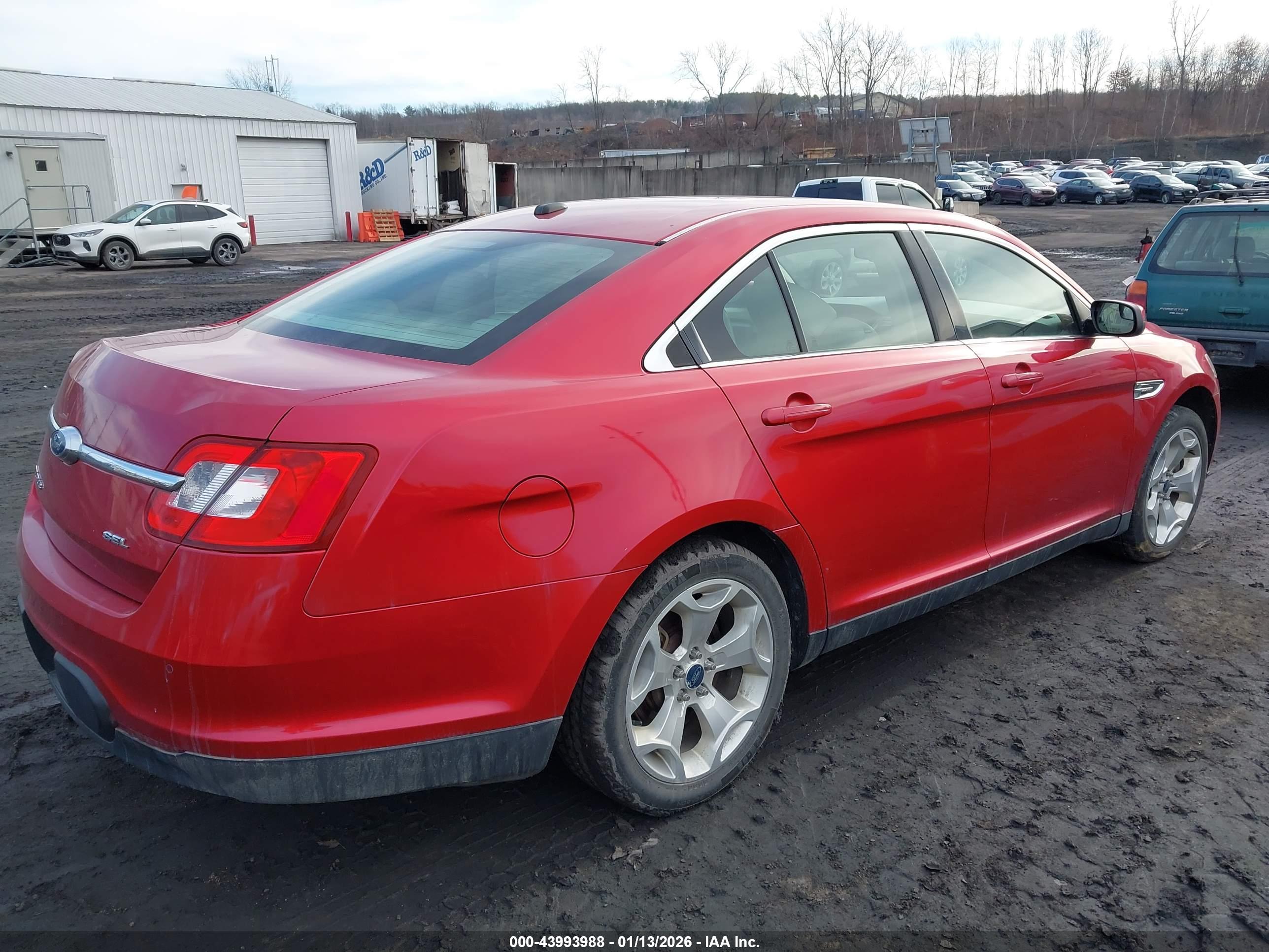 FORD TAURUS image 4