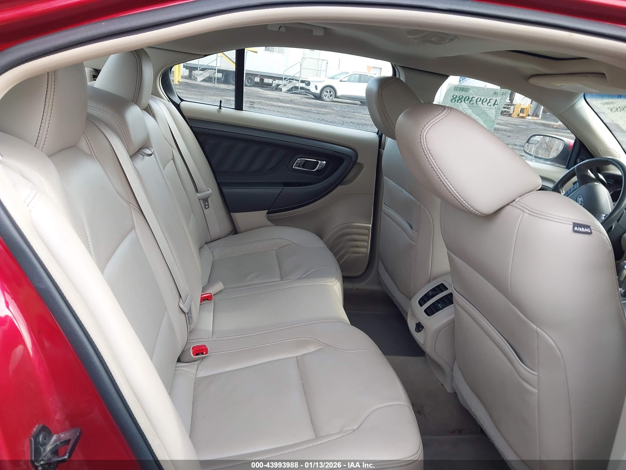FORD TAURUS image 8