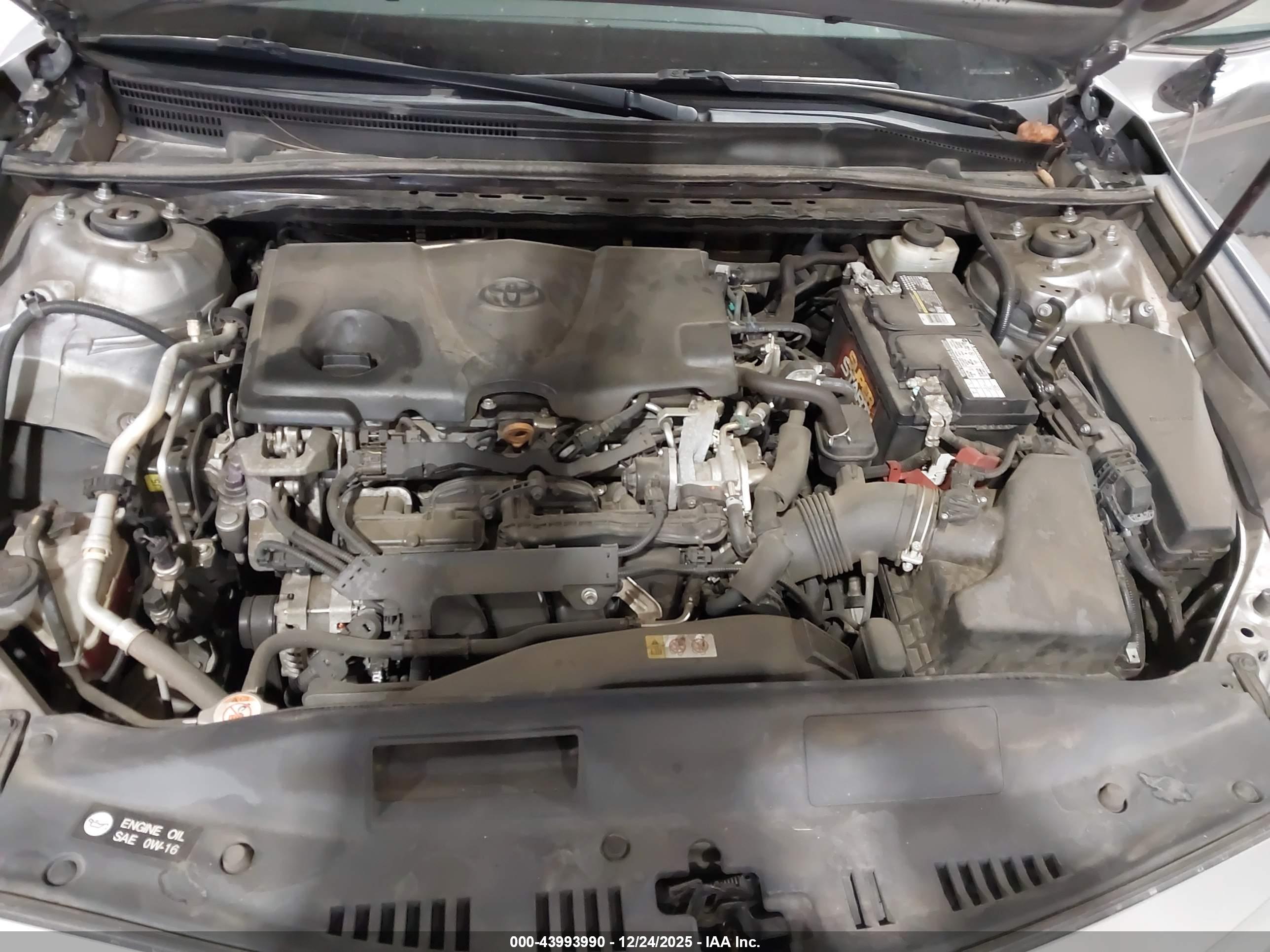 TOYOTA CAMRY image 10