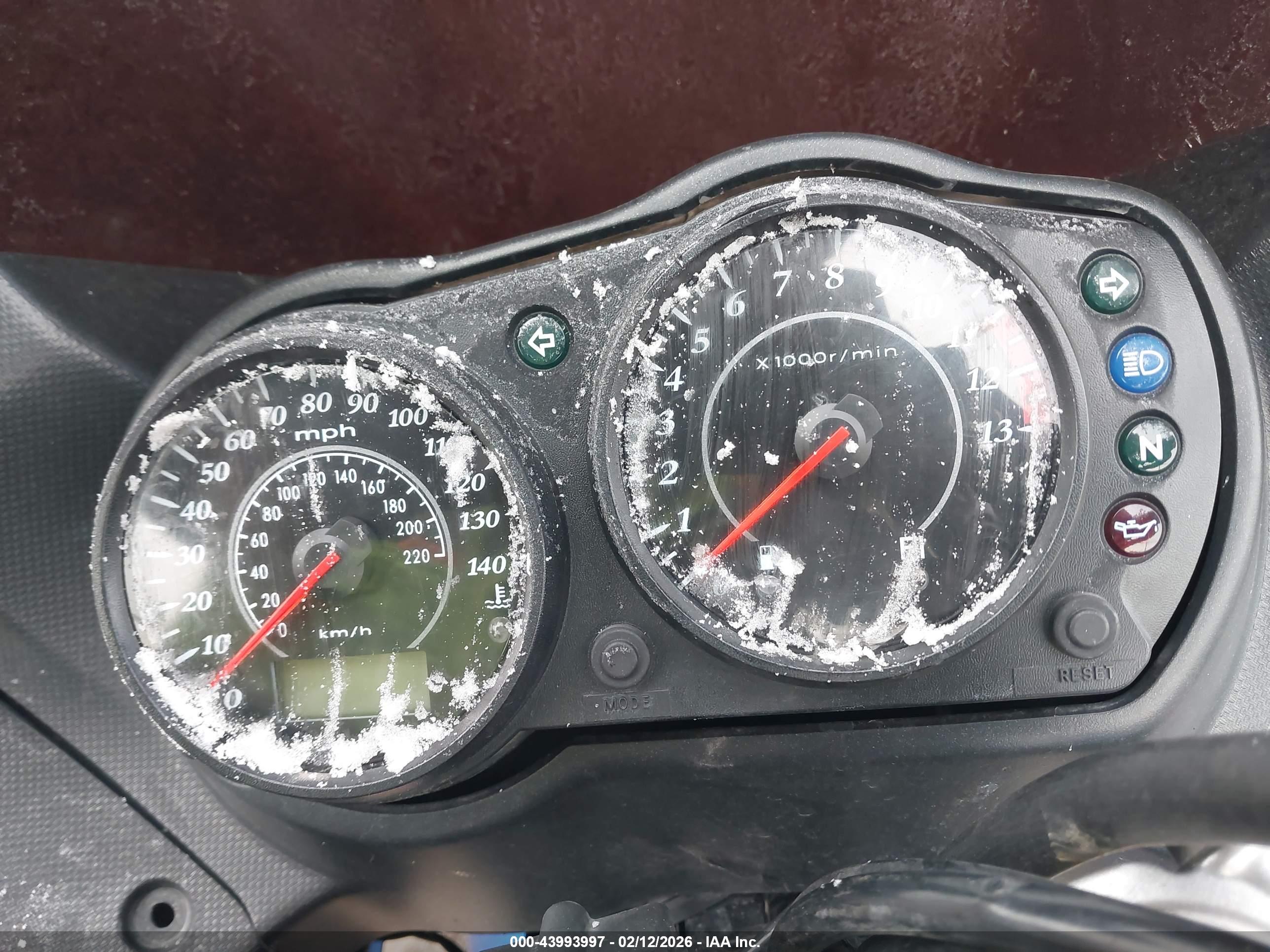 KAWASAKI EX650 image 7