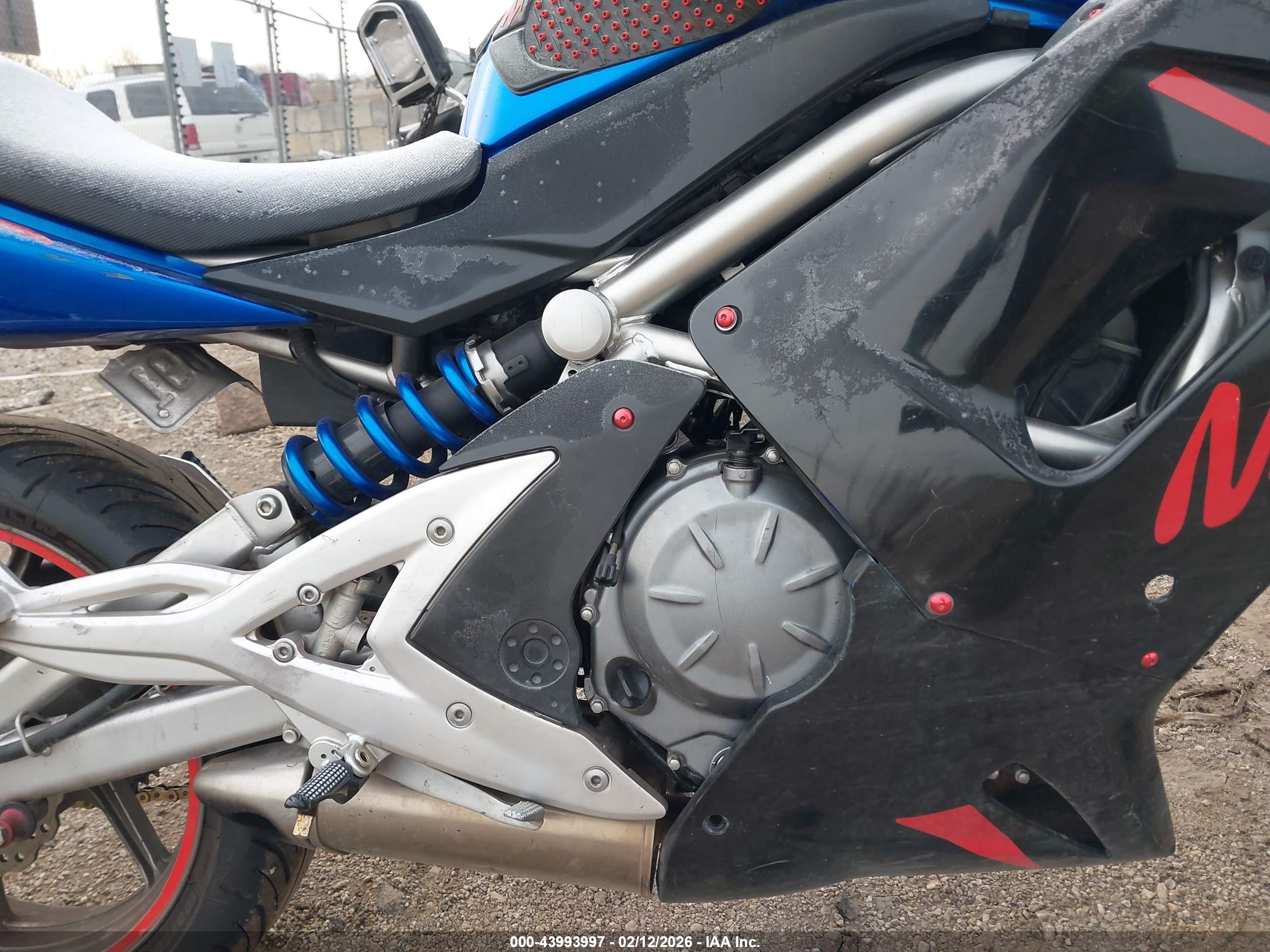 KAWASAKI EX650 image 8