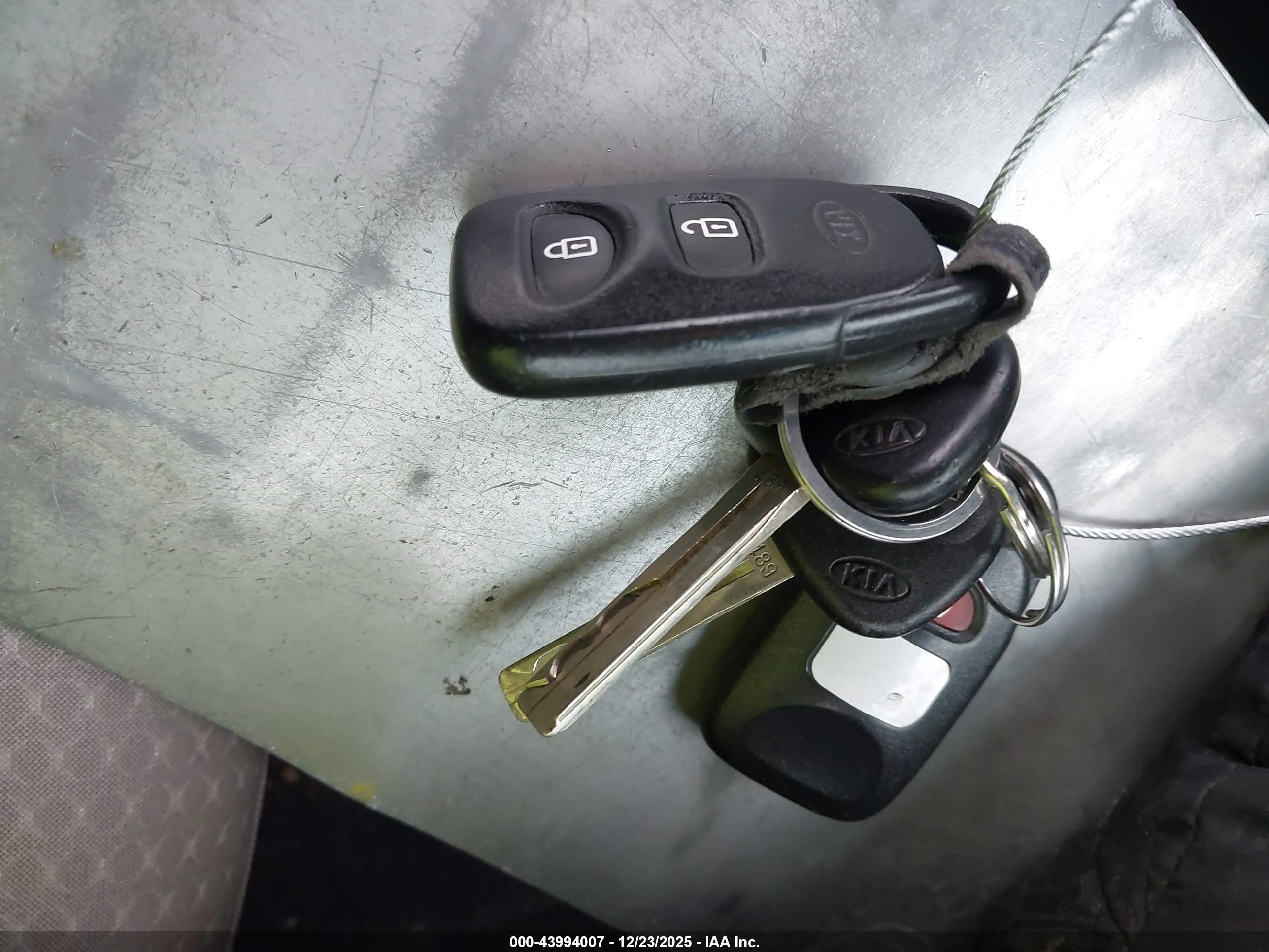 KIA SORENTO image 11