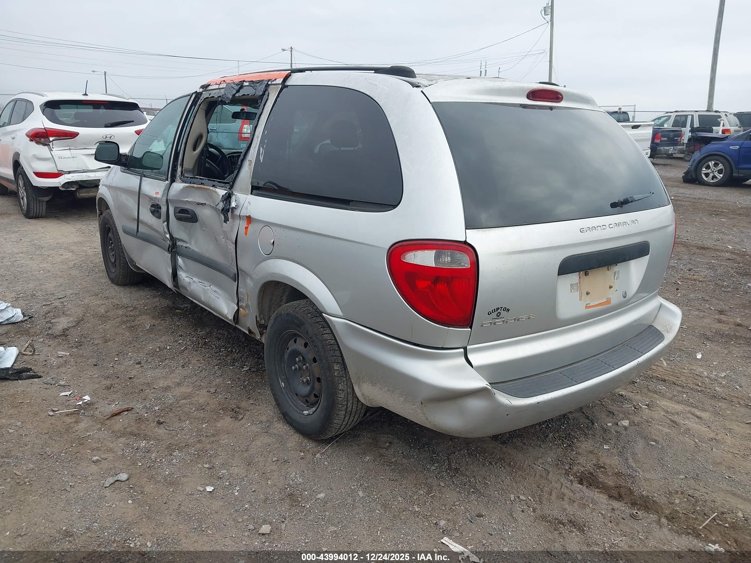 DODGE GRAND image 3