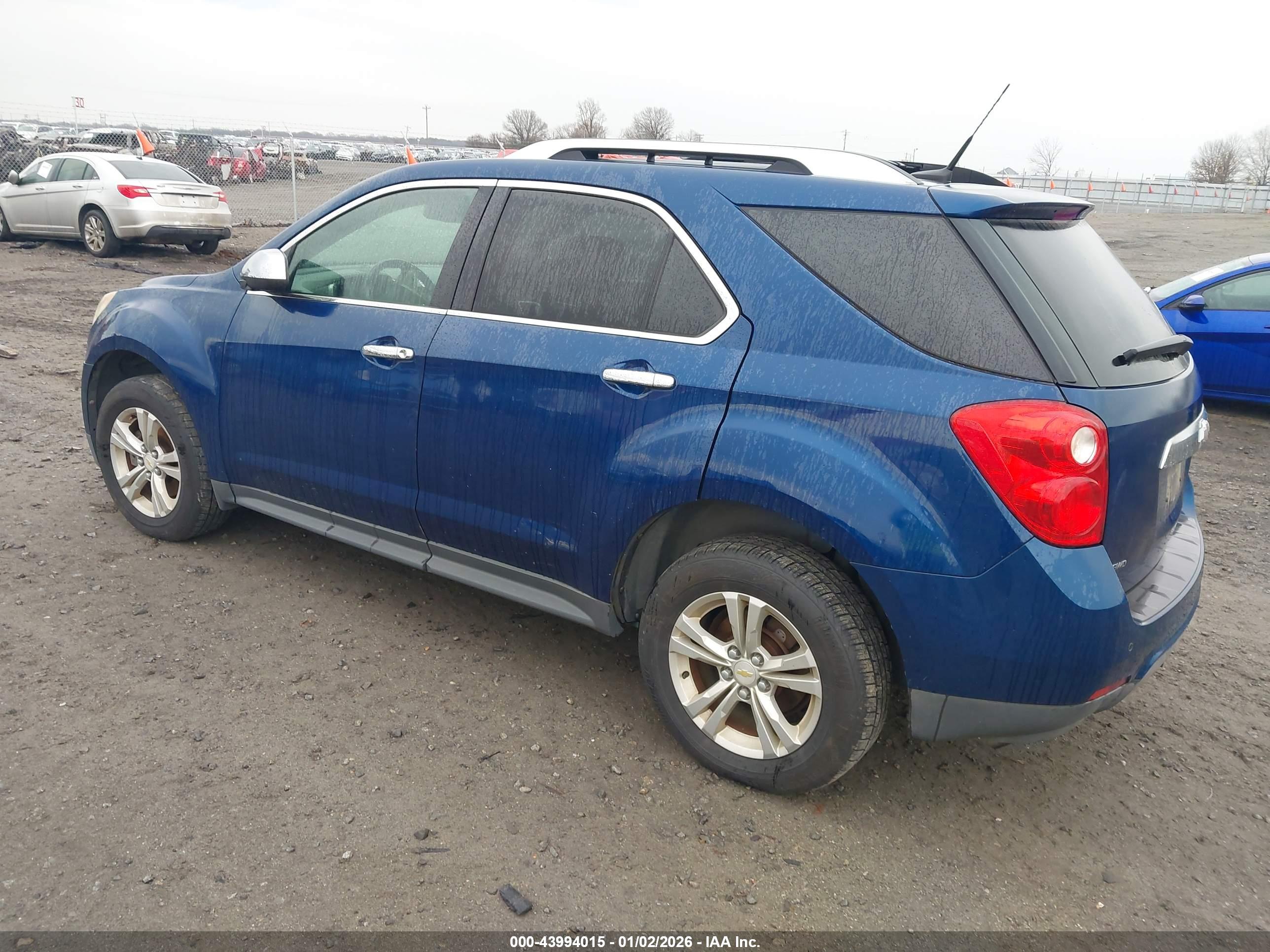 CHEVROLET EQUINOX image 3