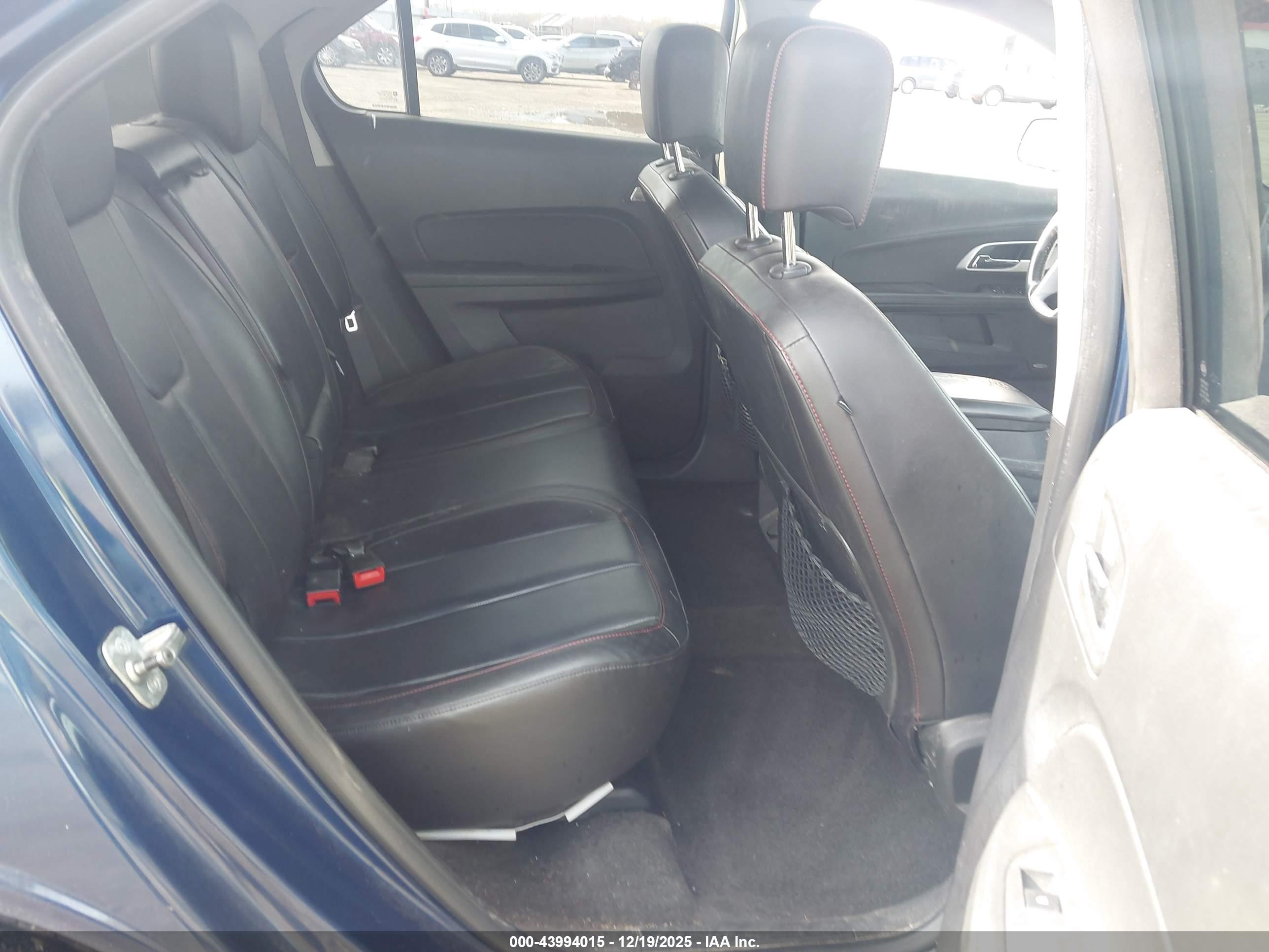 CHEVROLET EQUINOX image 8