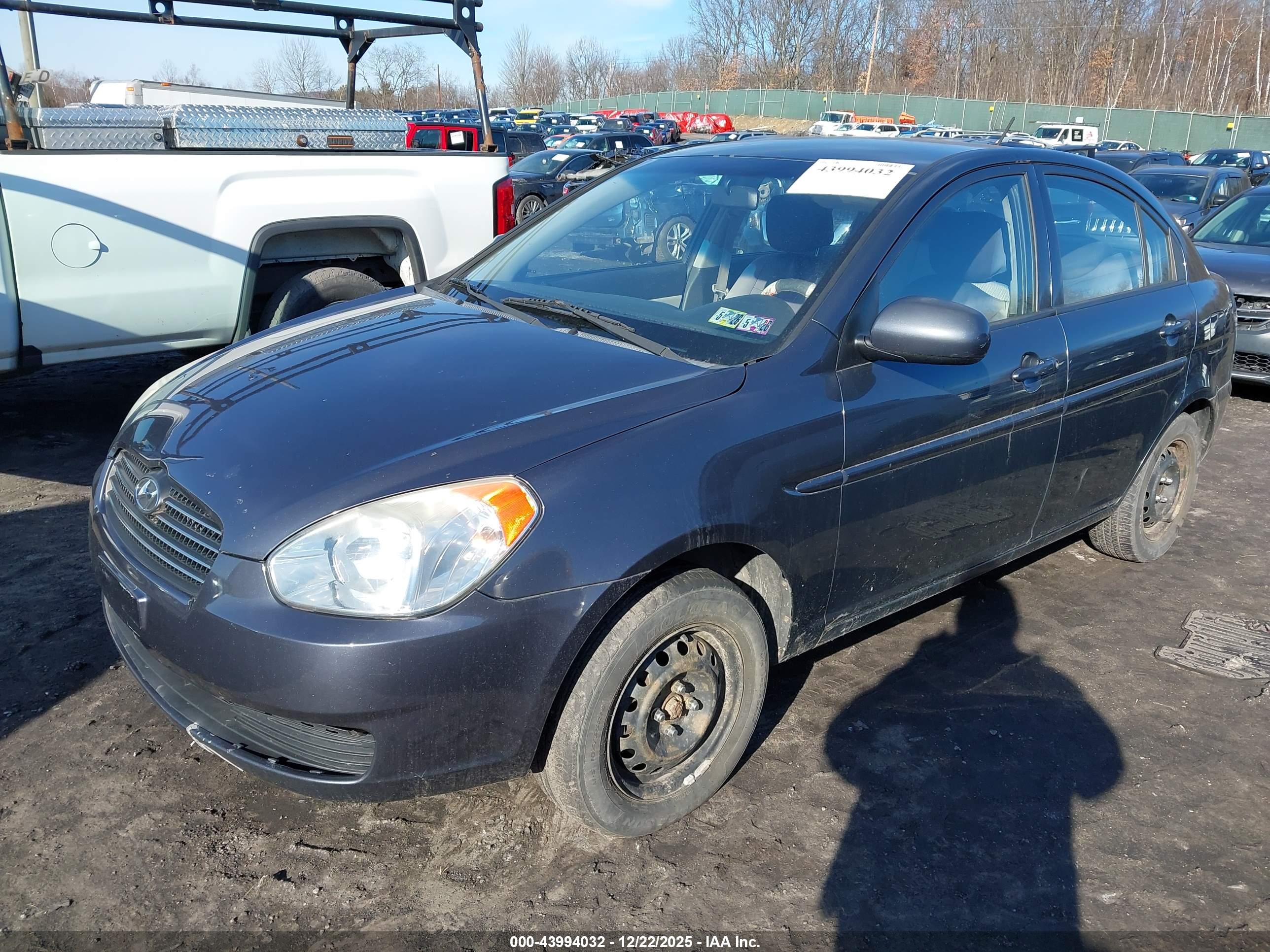 HYUNDAI ACCENT image 2