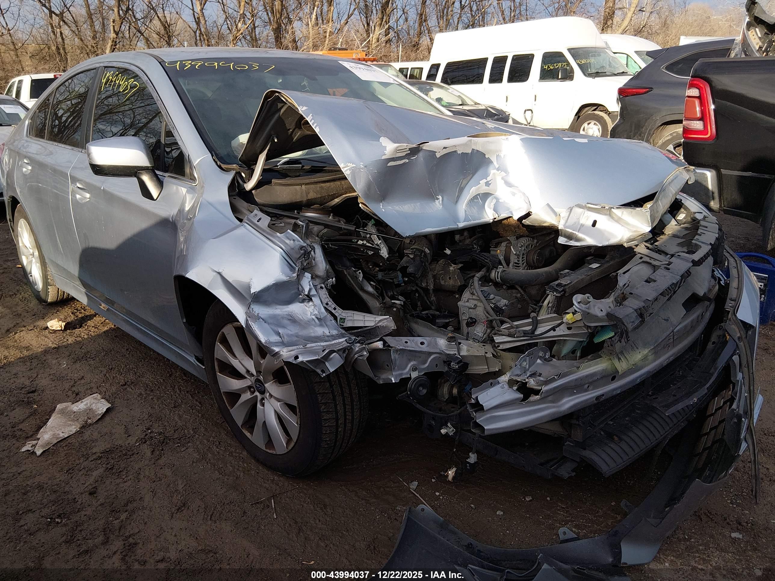 SUBARU LEGACY image 6
