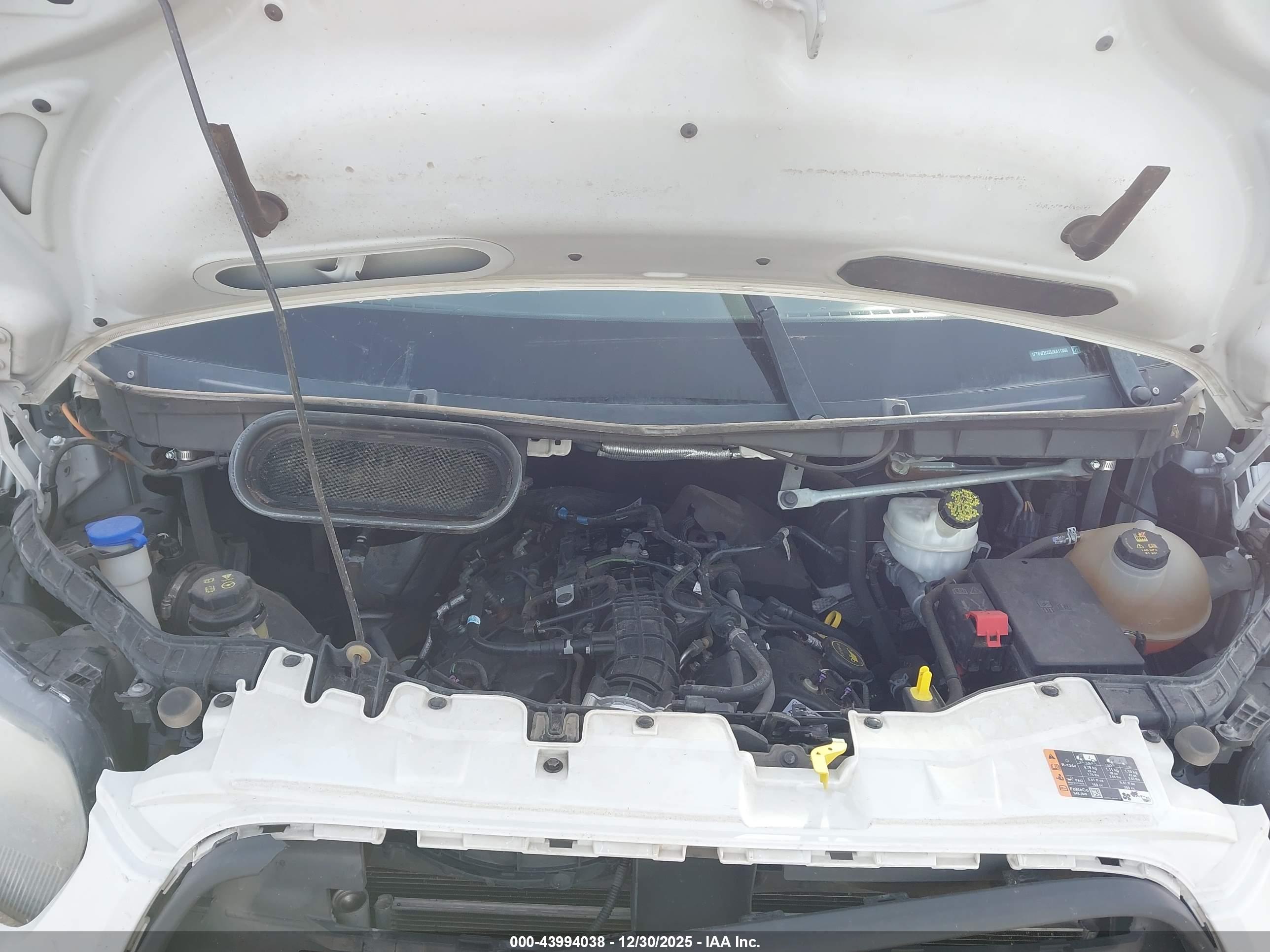 FORD TRANSIT-350 image 10