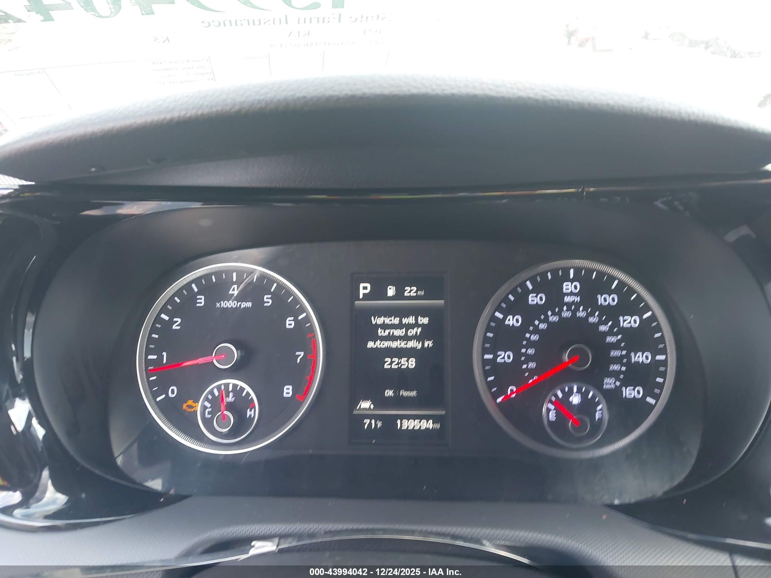 KIA K5 image 7