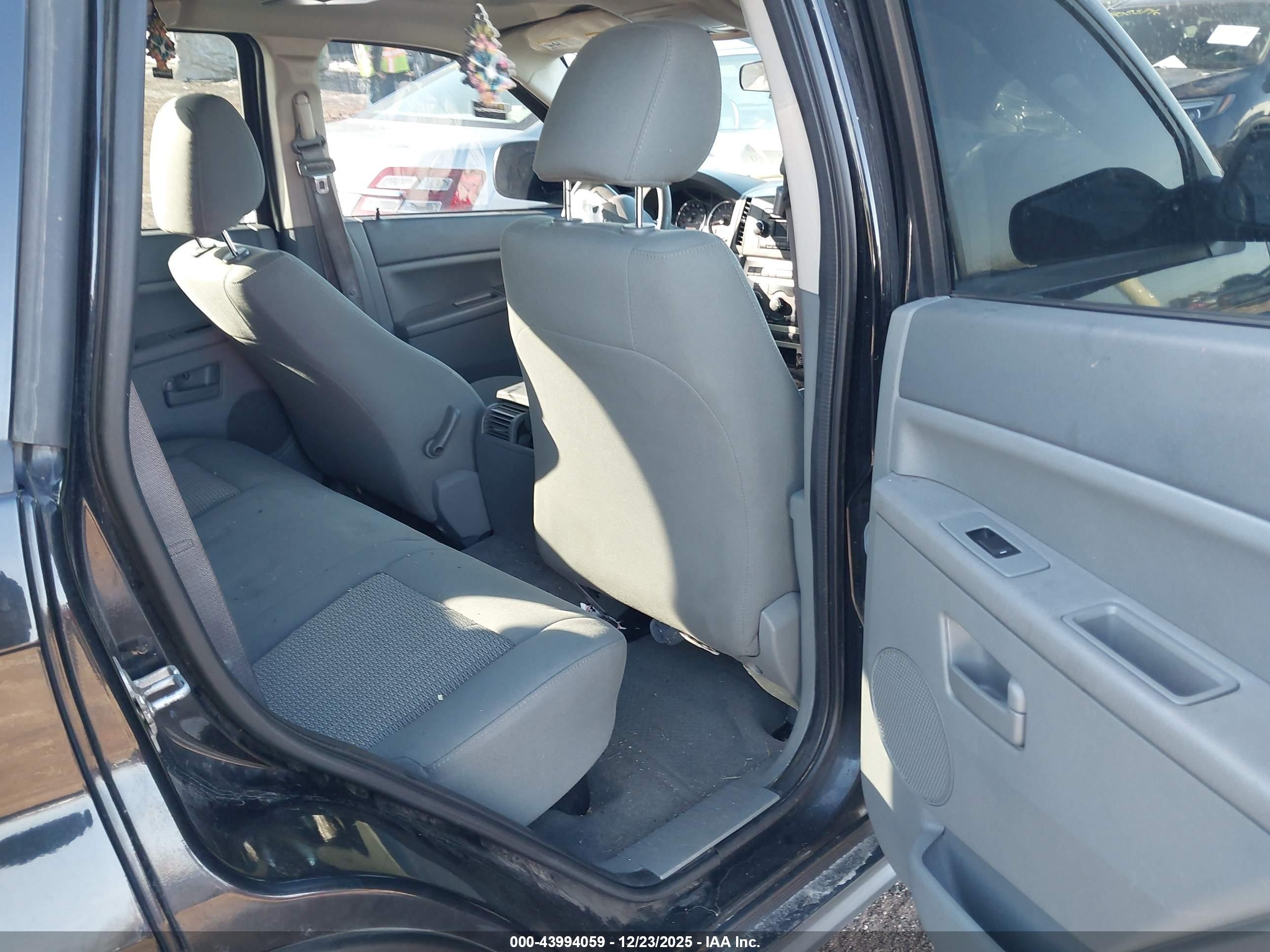 JEEP GRAND image 8