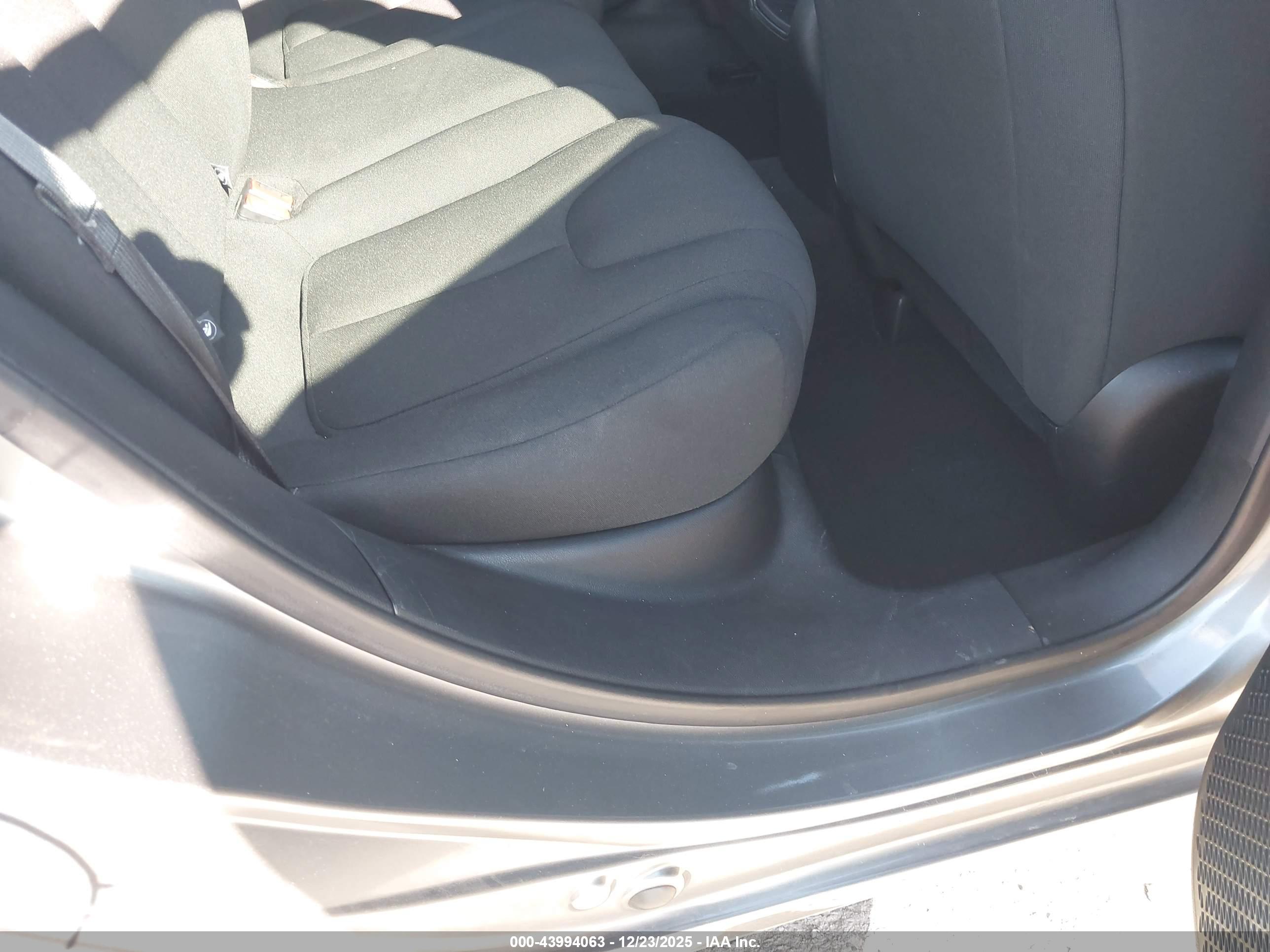 DODGE DART image 8