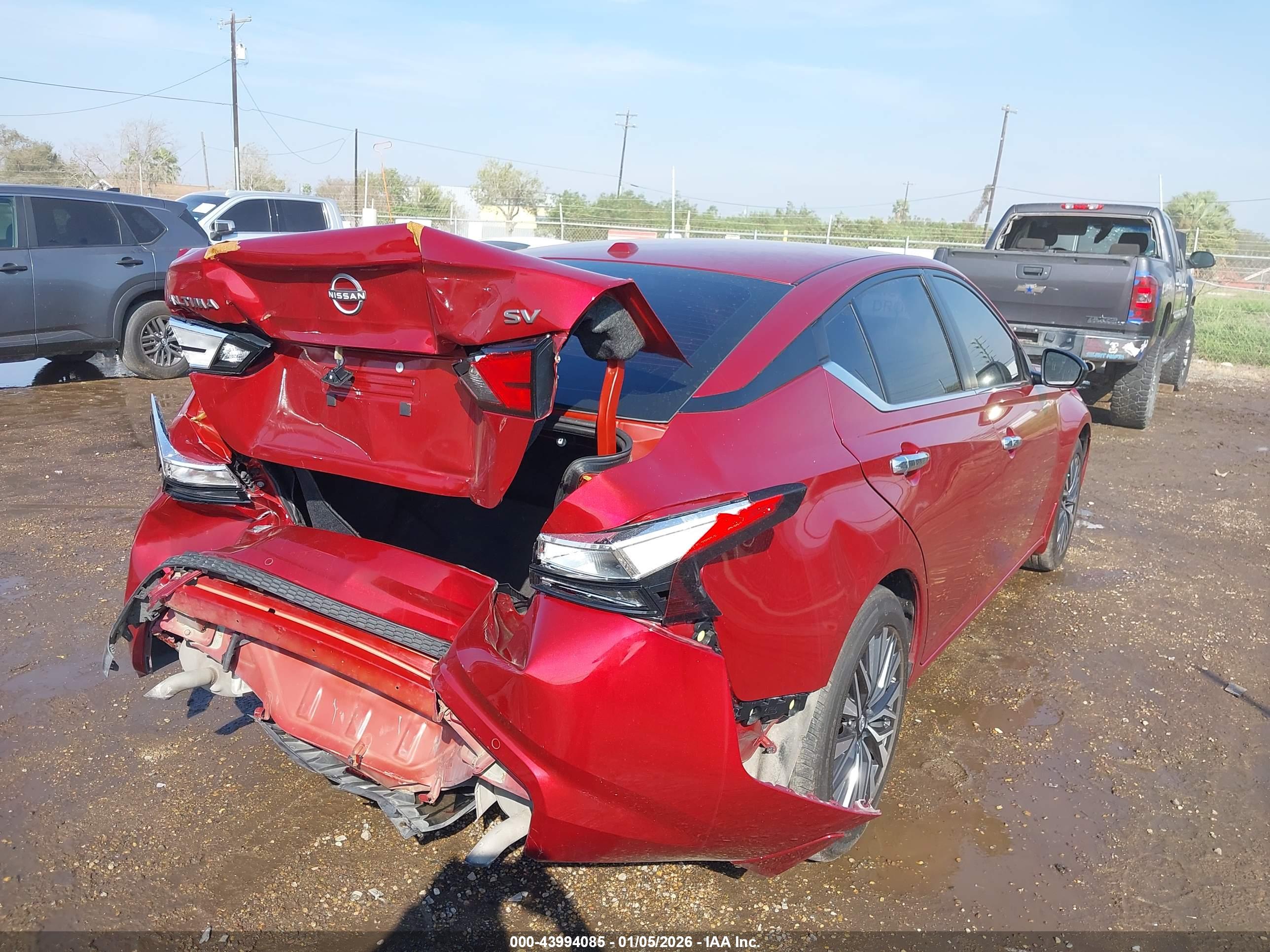 NISSAN ALTIMA image 6