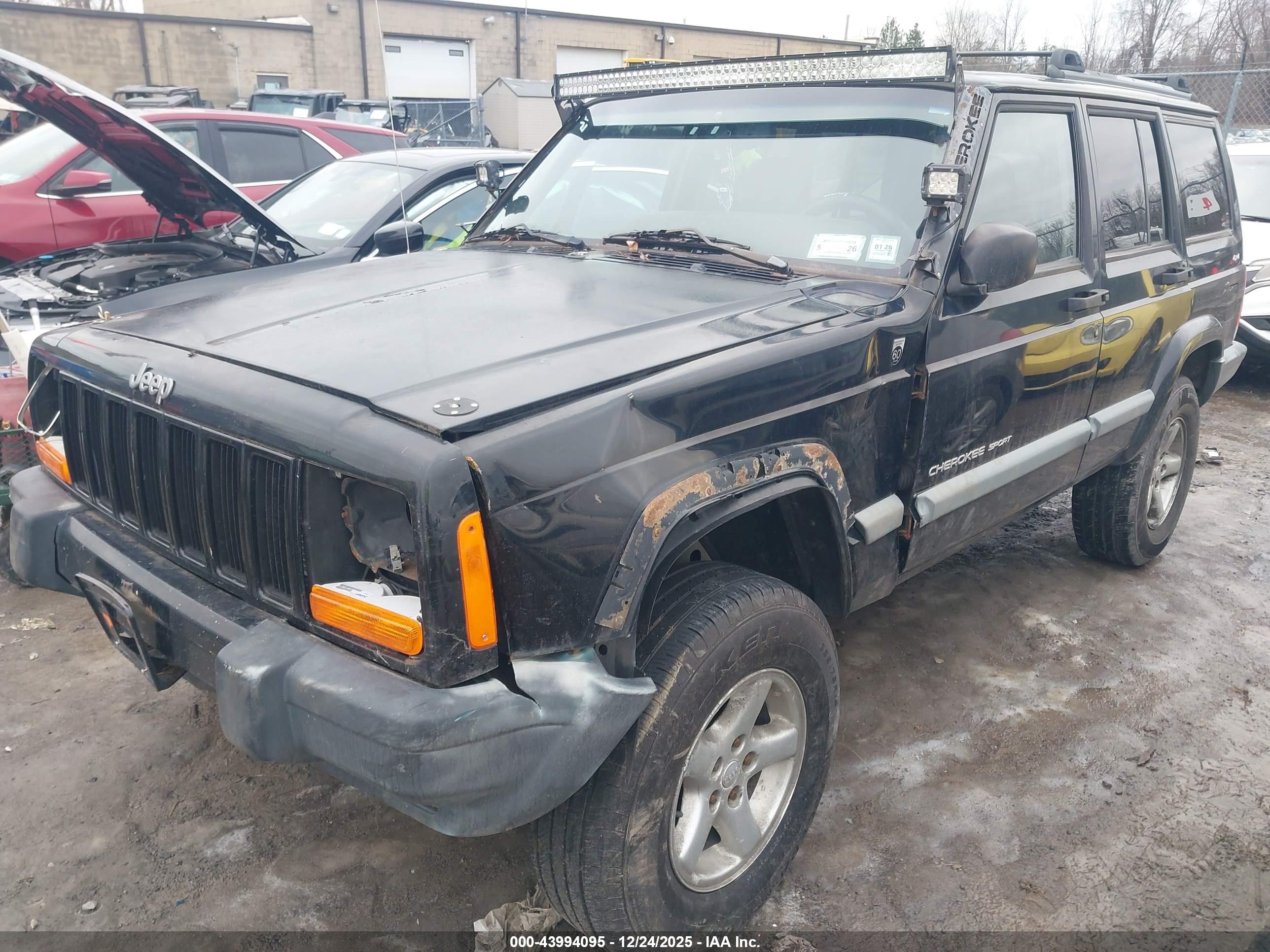 JEEP CHEROKEE image 2