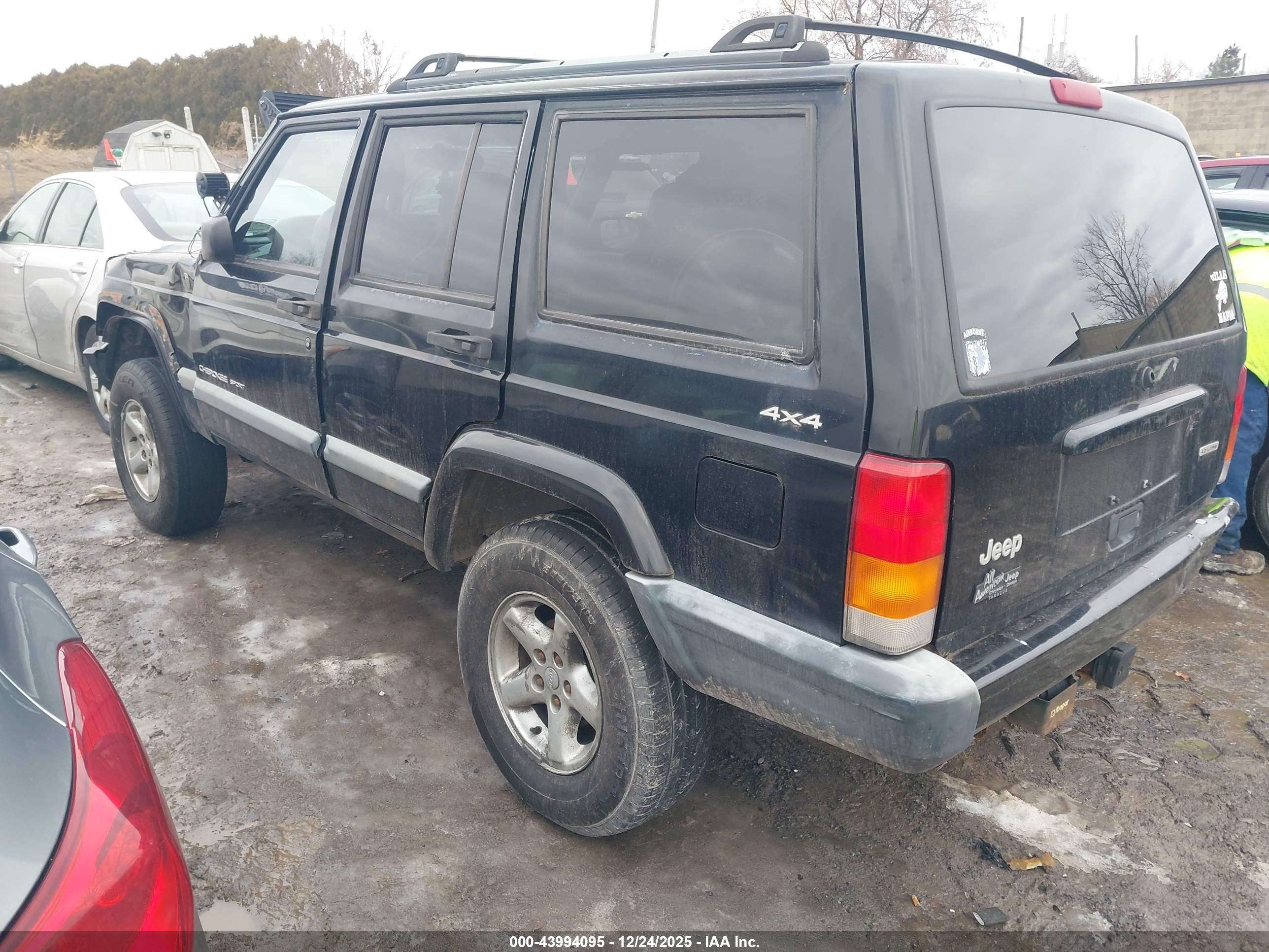 JEEP CHEROKEE image 3