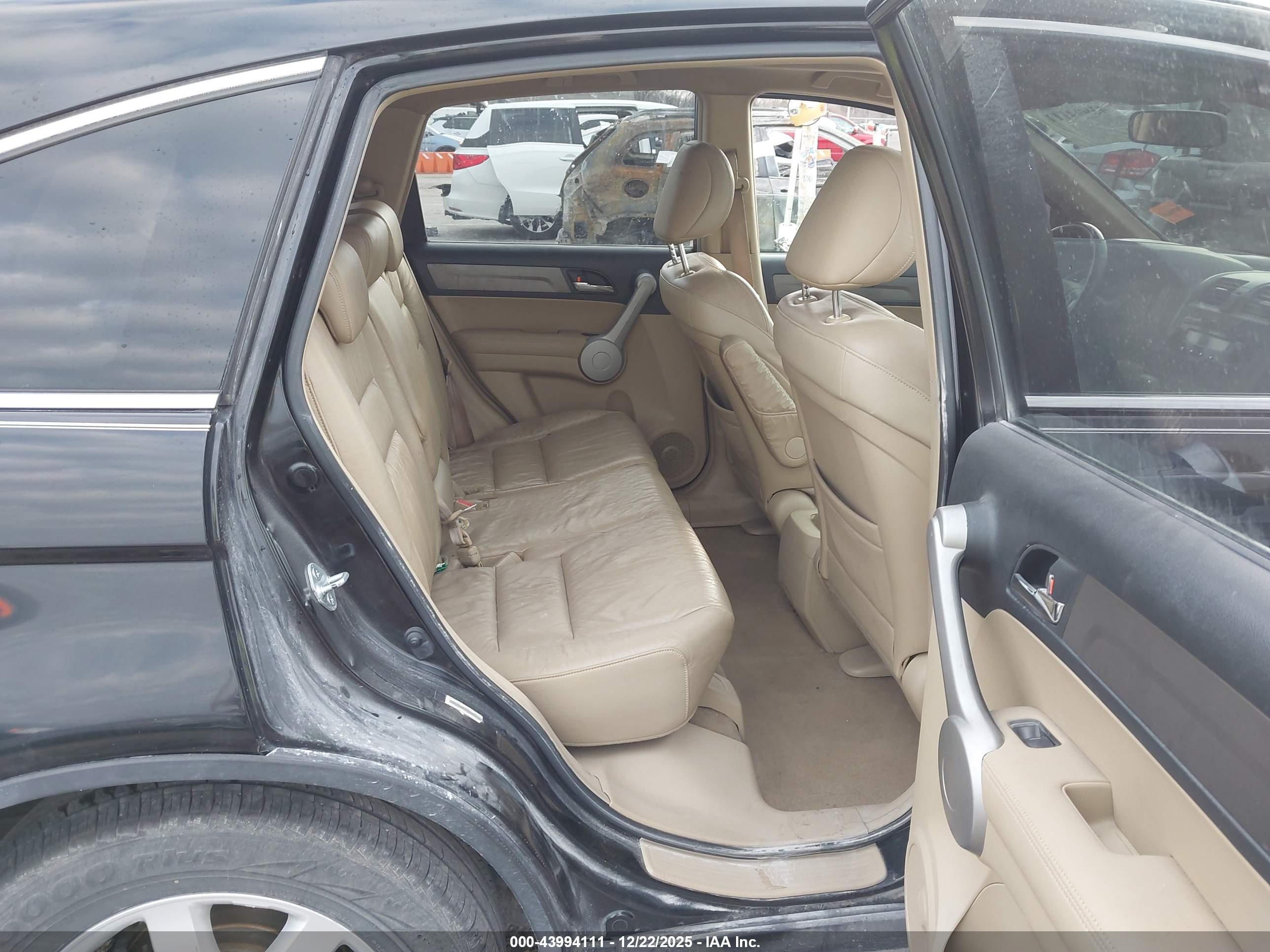 HONDA CR-V image 8
