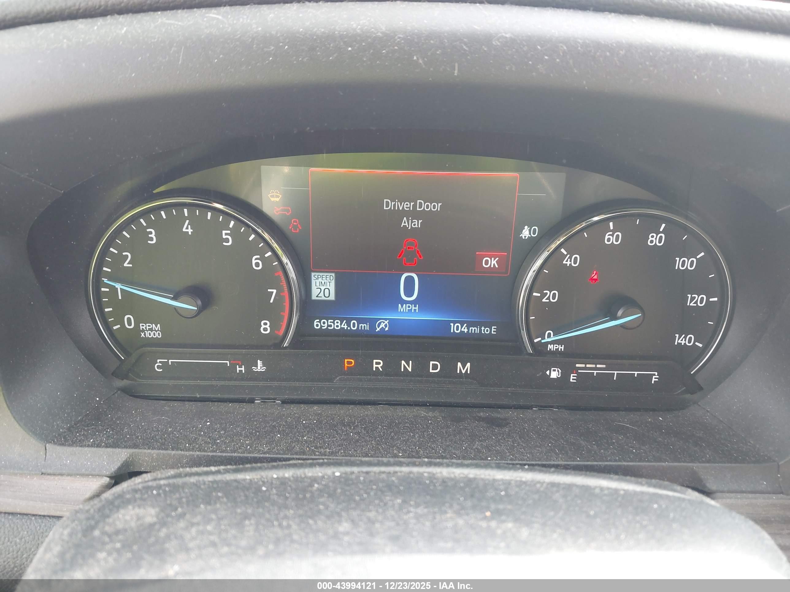FORD EXPLORER image 7