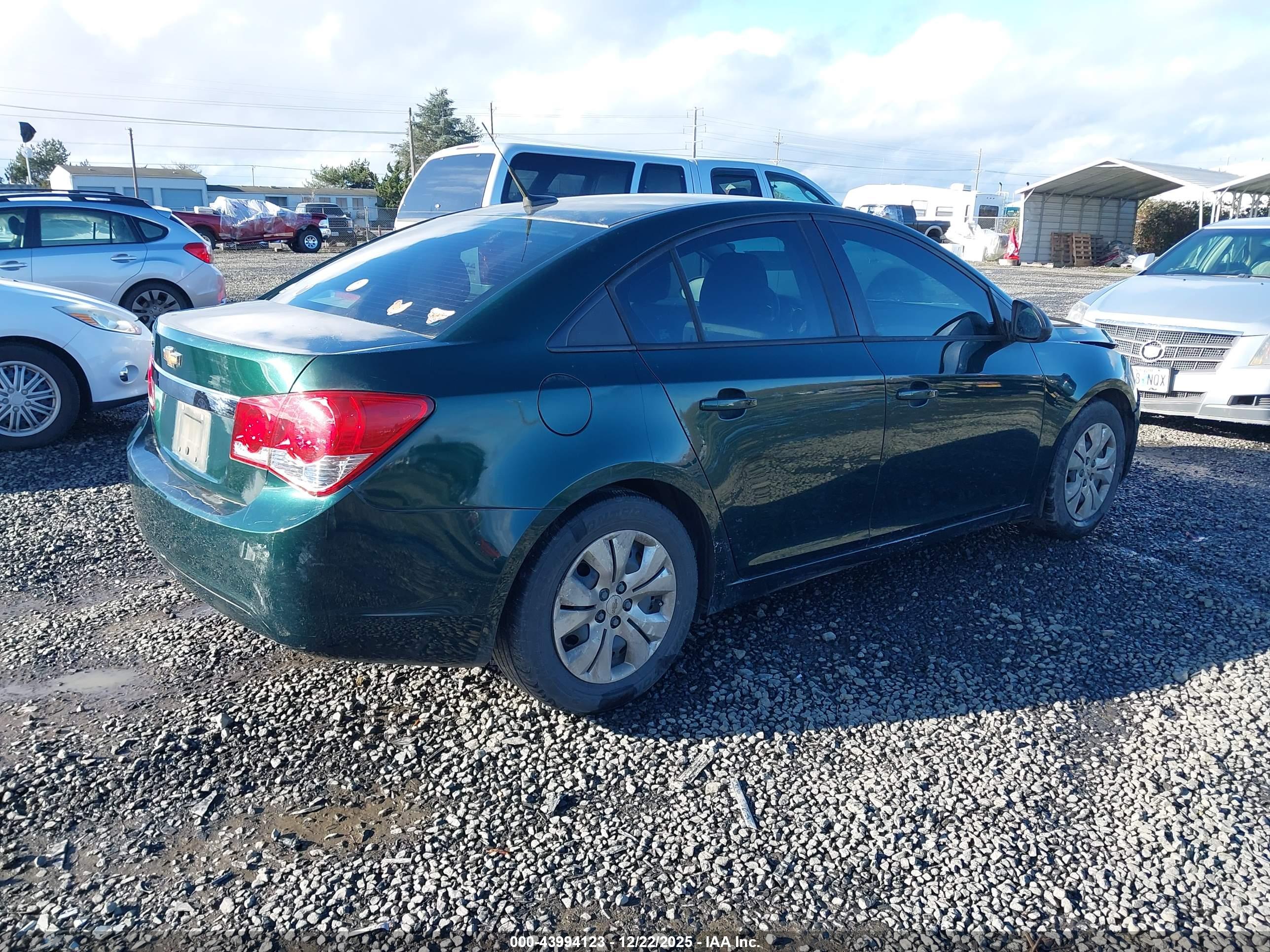 CHEVROLET CRUZE image 4
