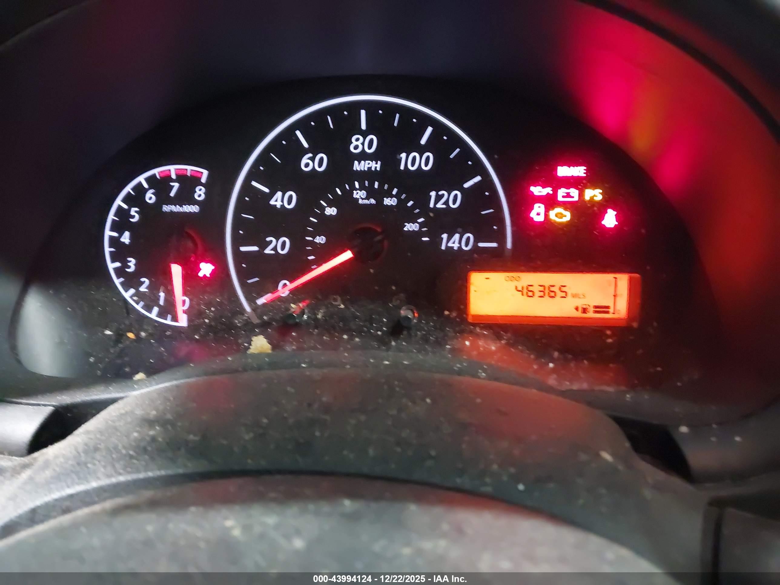 NISSAN VERSA image 7