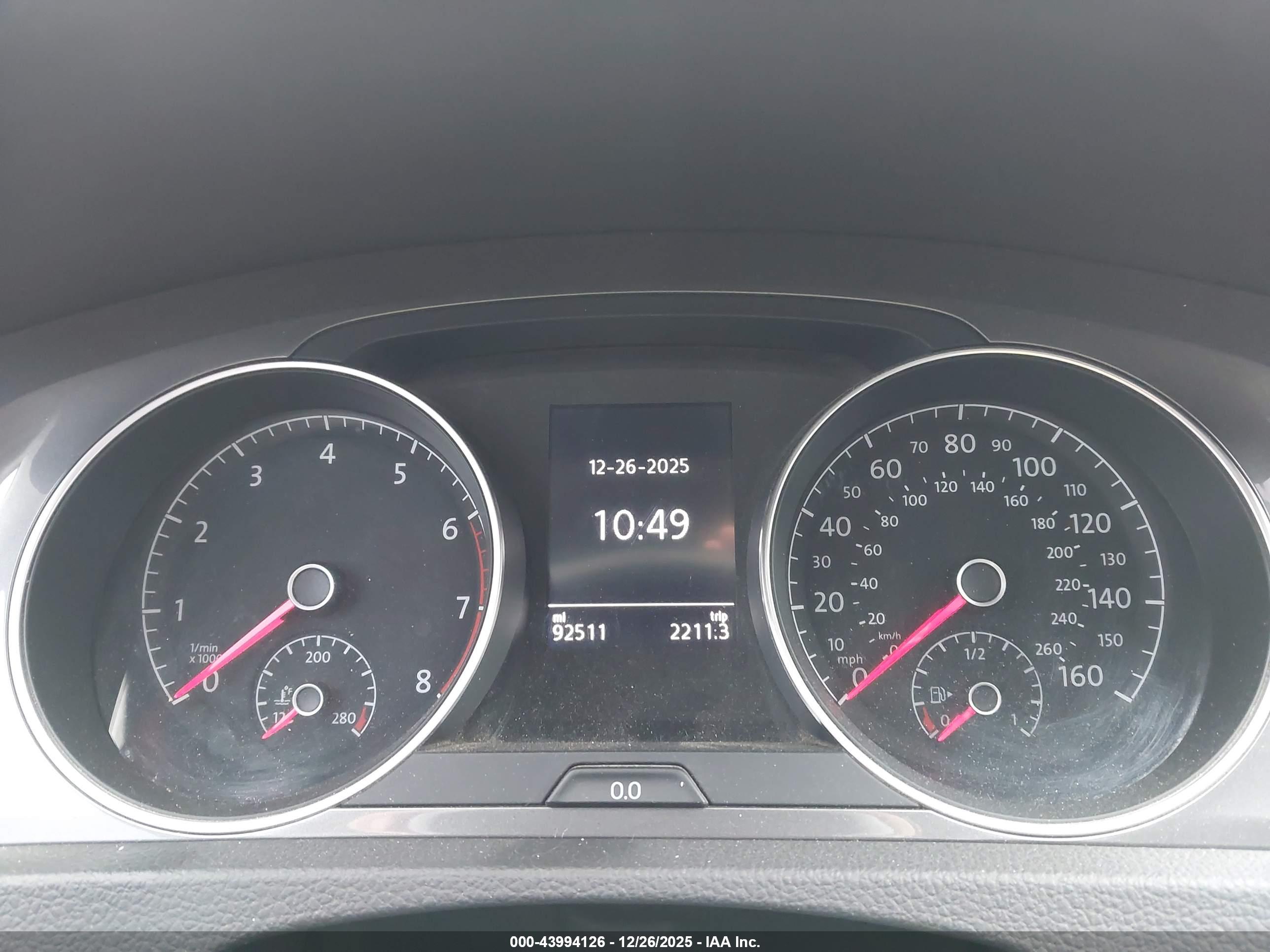 VOLKSWAGEN GOLF image 7