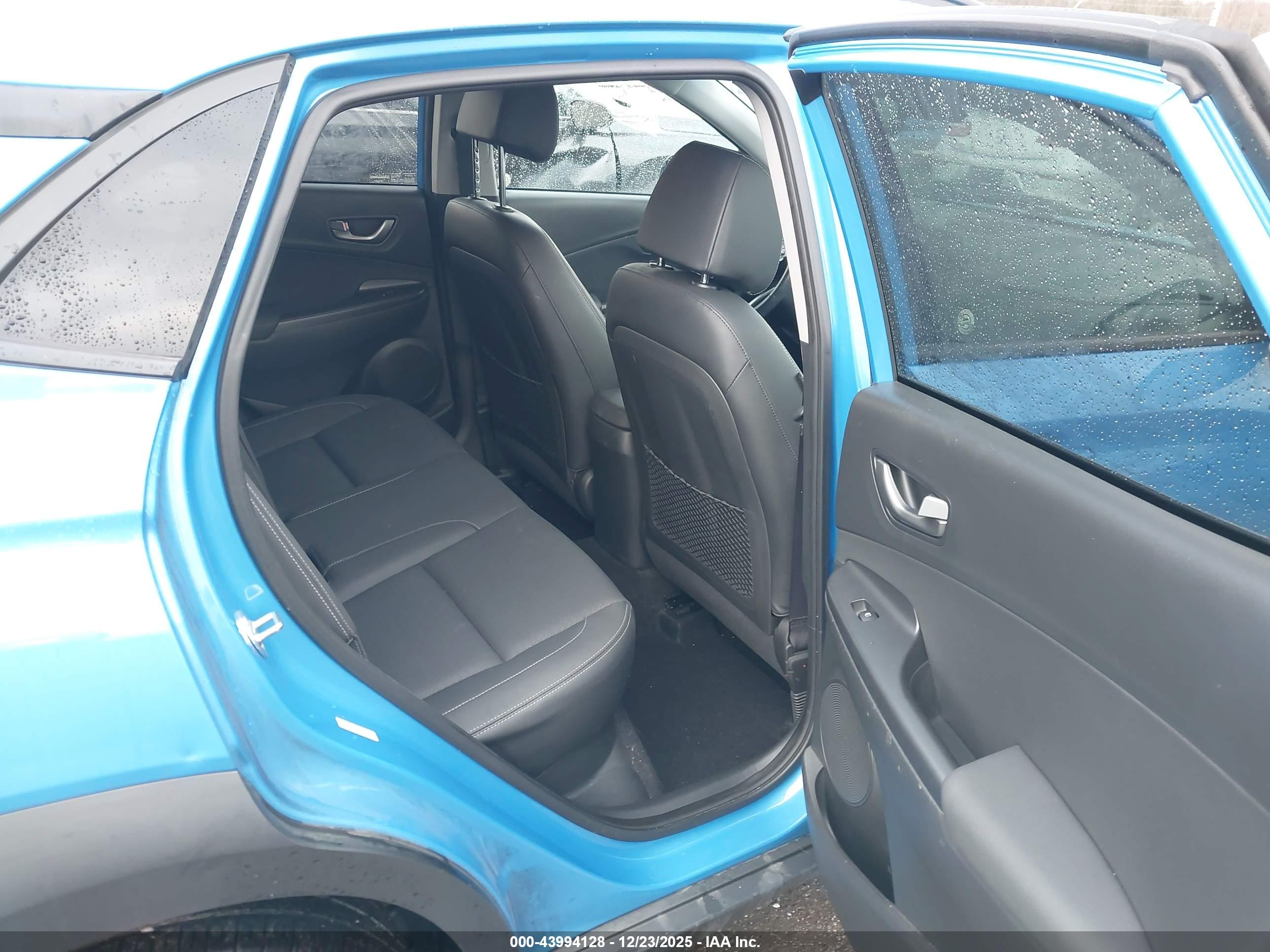 HYUNDAI KONA image 8