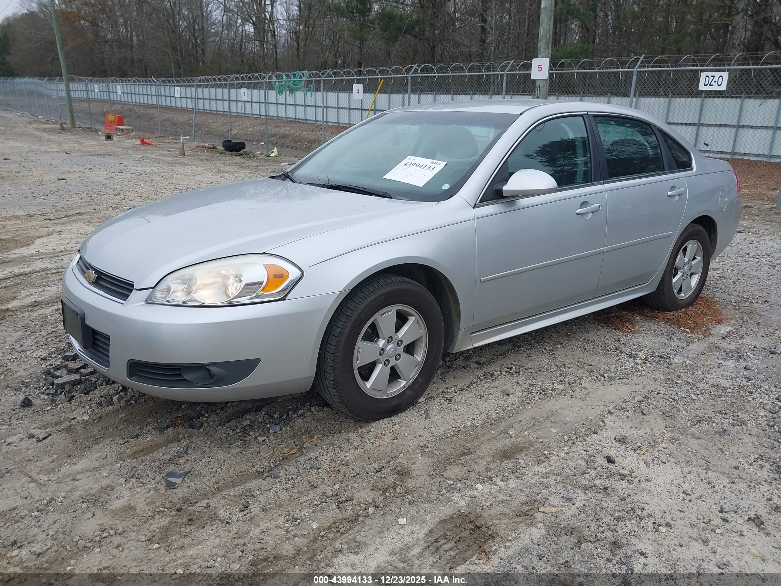 CHEVROLET IMPALA image 2