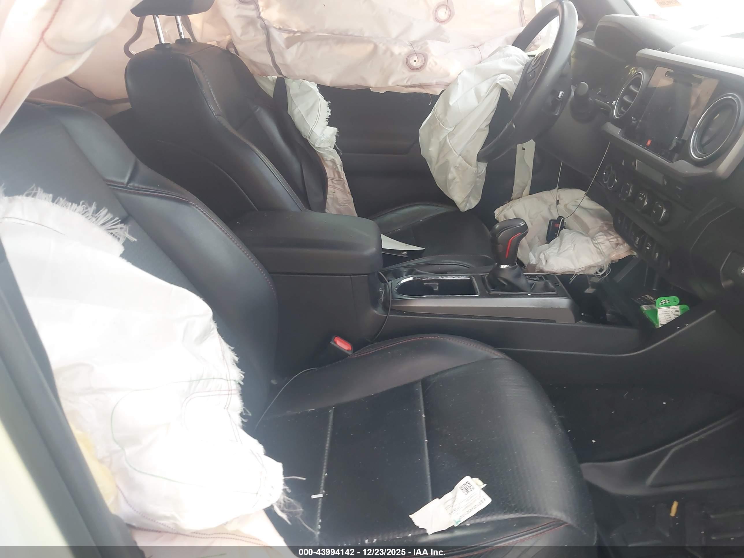 TOYOTA TACOMA image 5