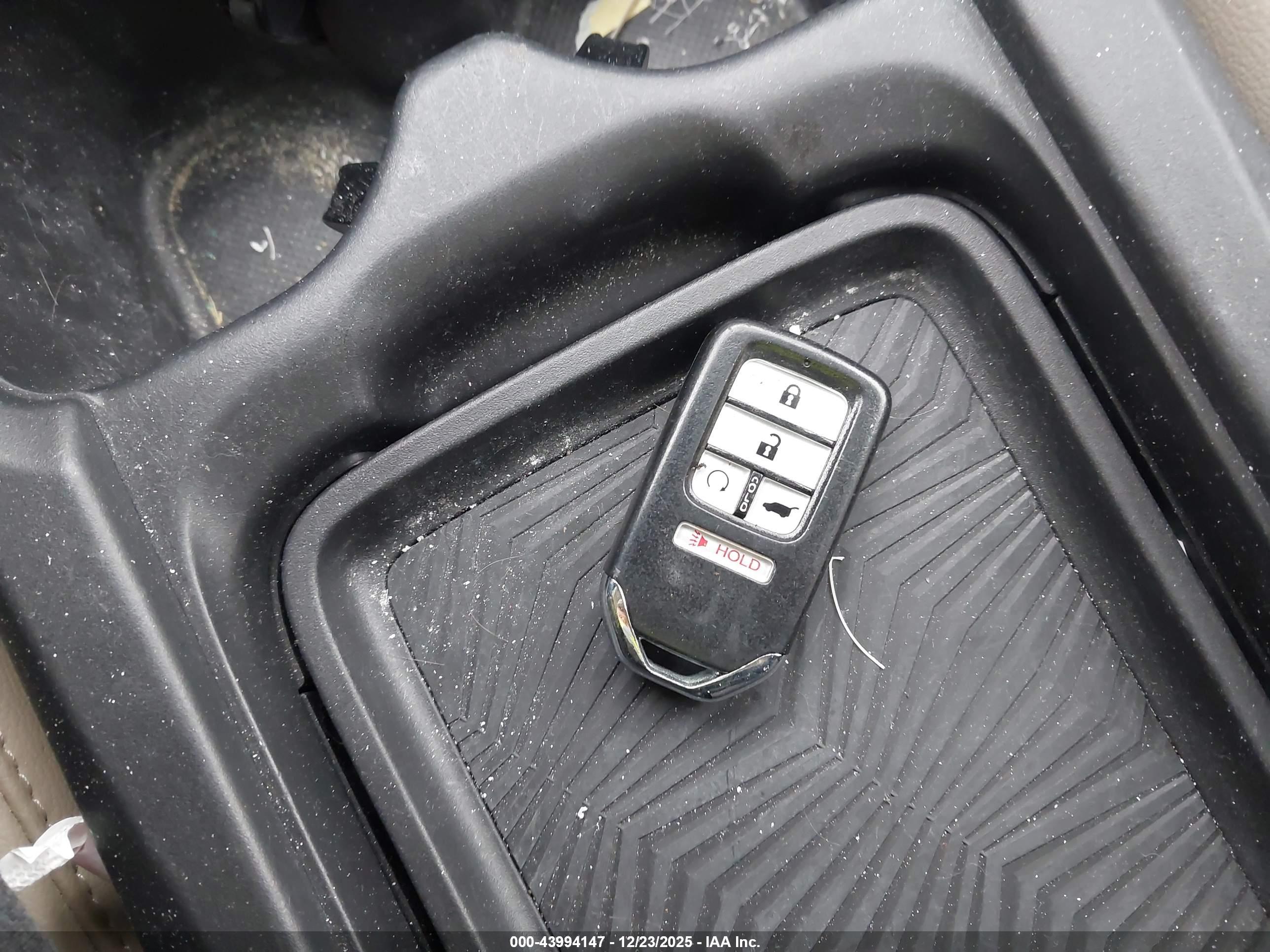 HONDA CR-V image 11