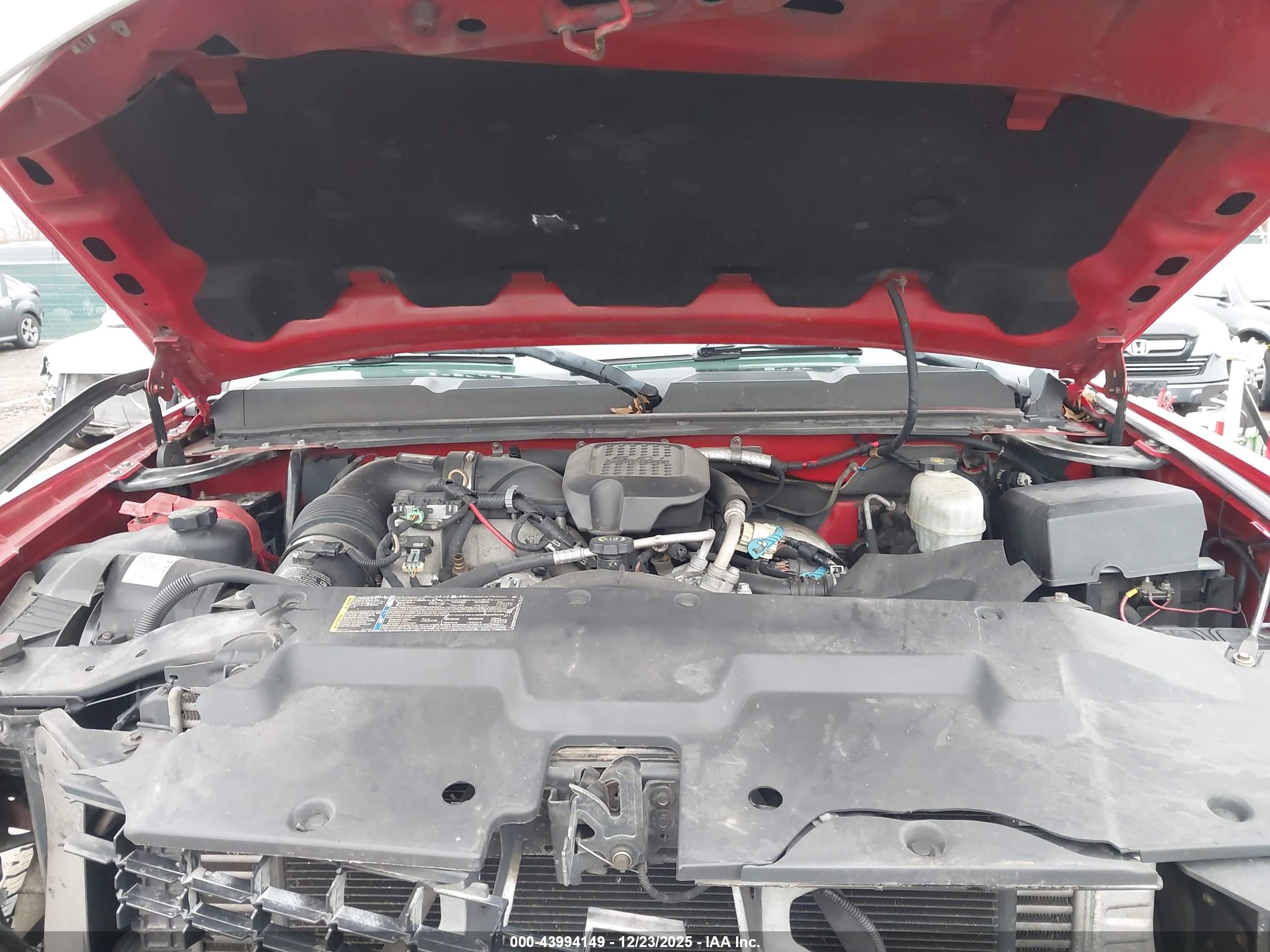 CHEVROLET SILVERADO image 10